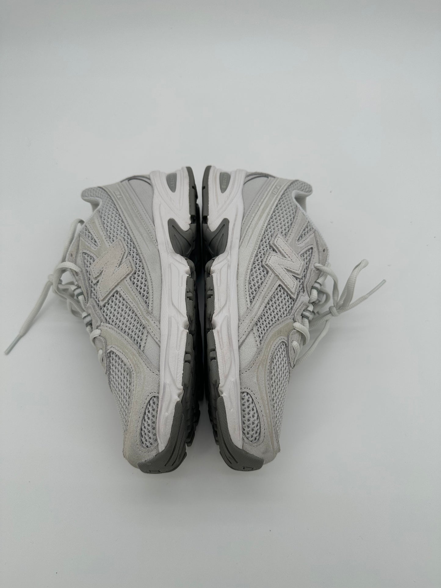 New Balance 740 Grey Day