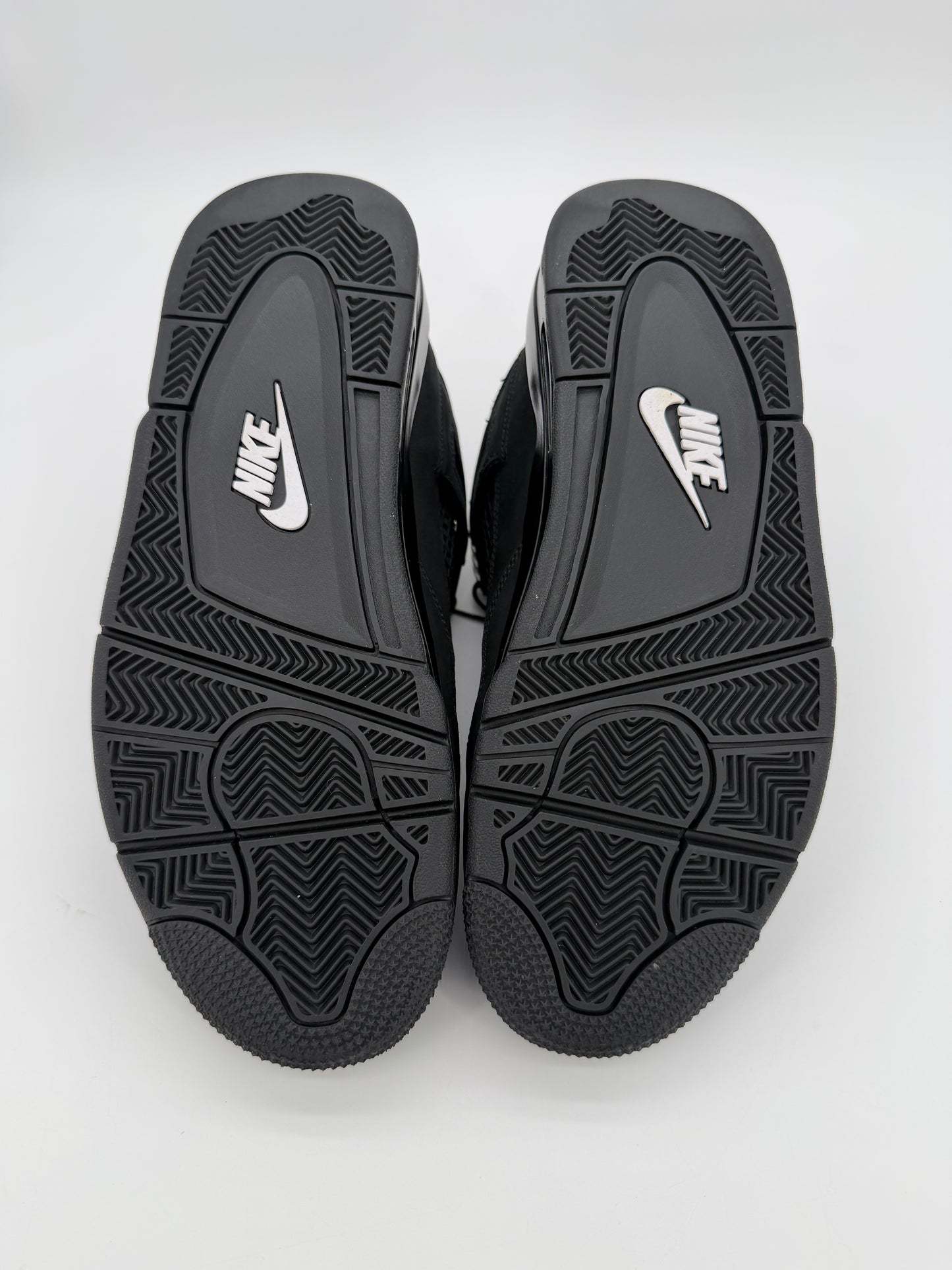 Jordan 4 Retro Black Cat (2025)