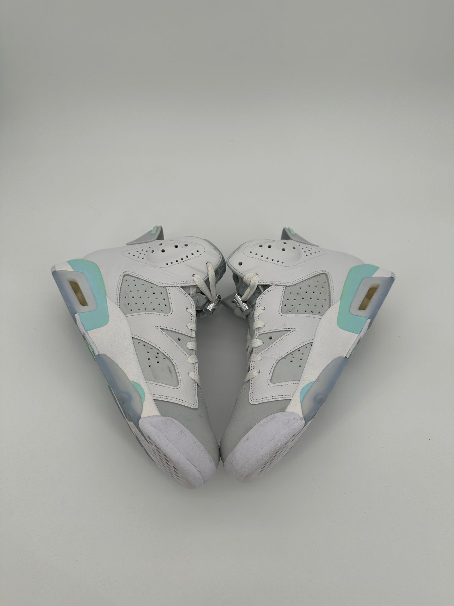 Jordan 6 Retro Mint Foam (Women's)