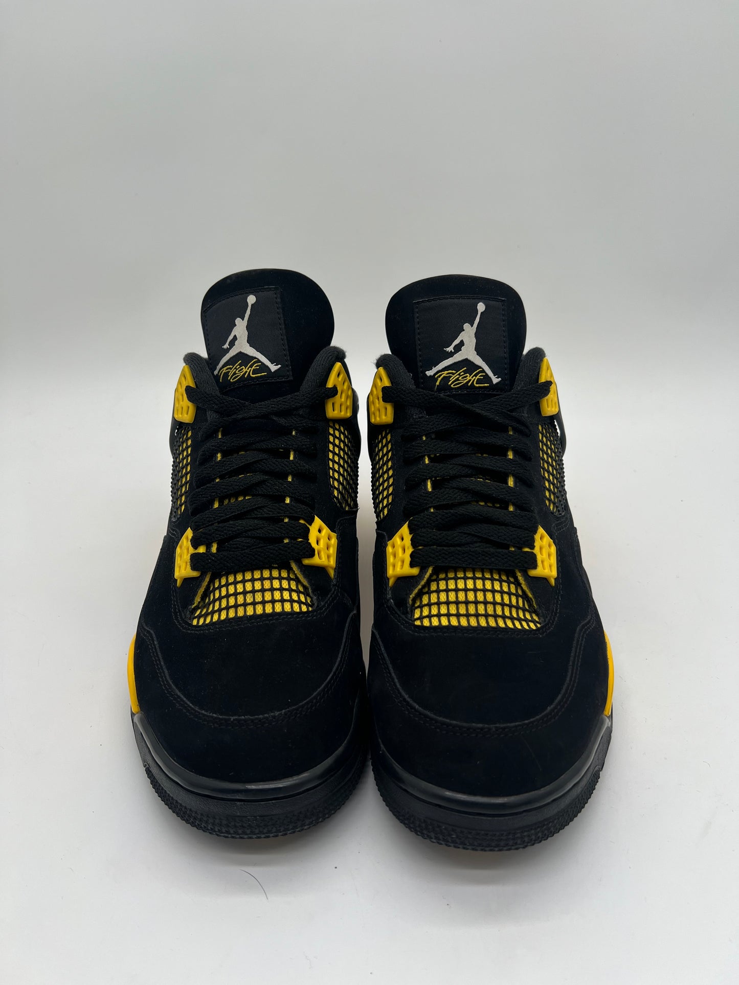 Jordan 4 Retro Thunder (2023)