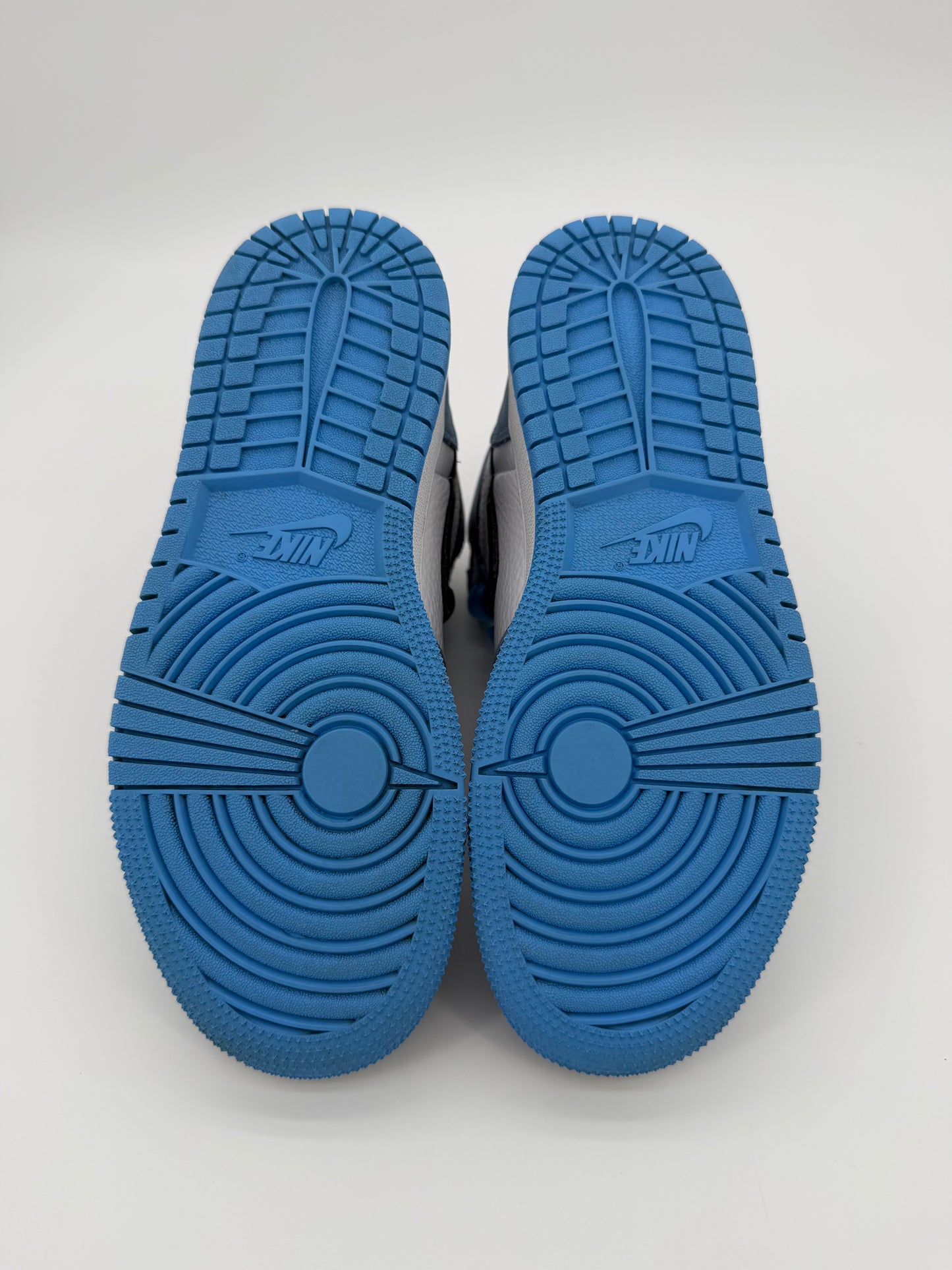 Jordan 1 Retro High OG University Blue (GS)