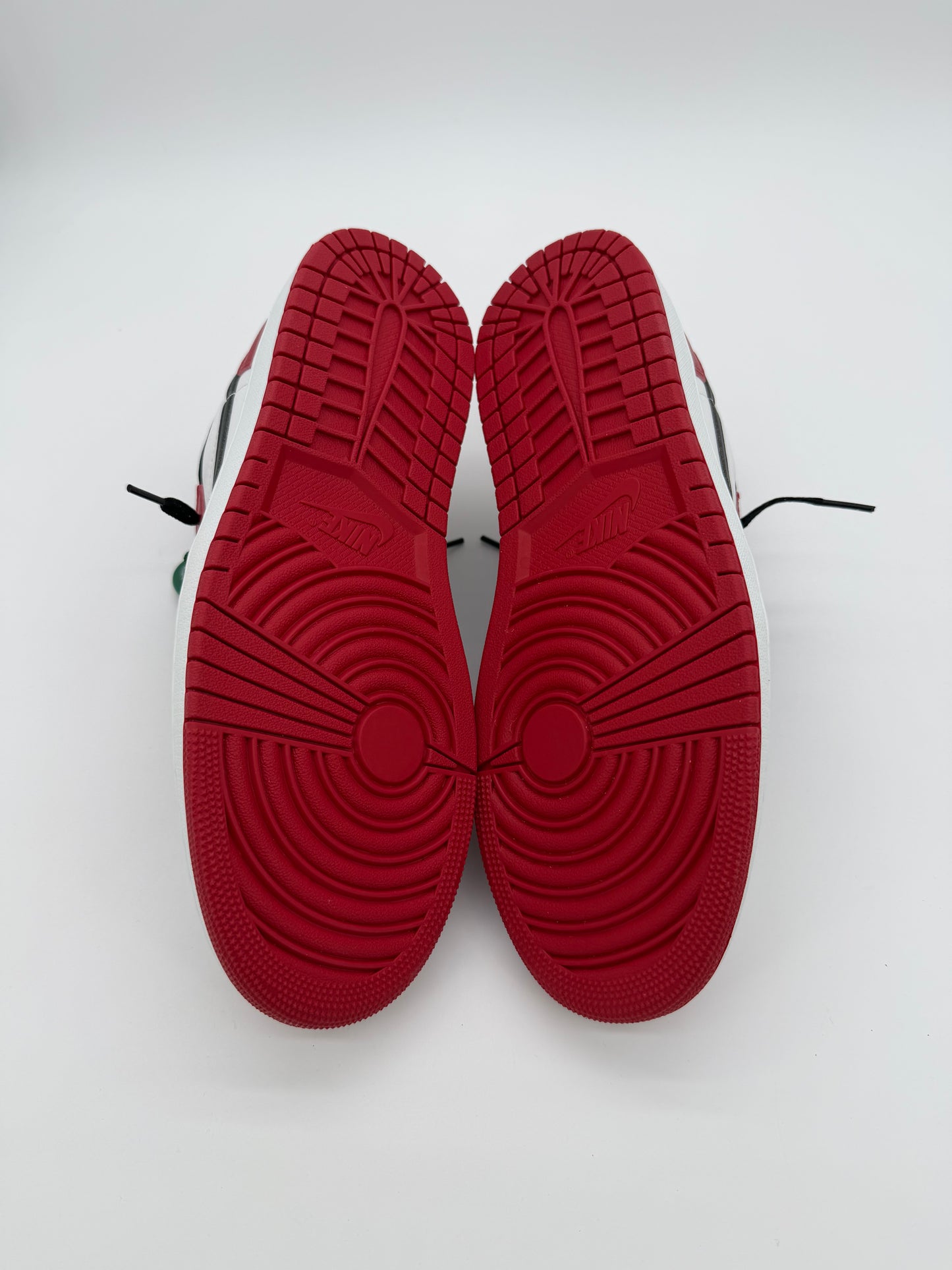 Jordan 1 Retro Low OG Chicago (2025)