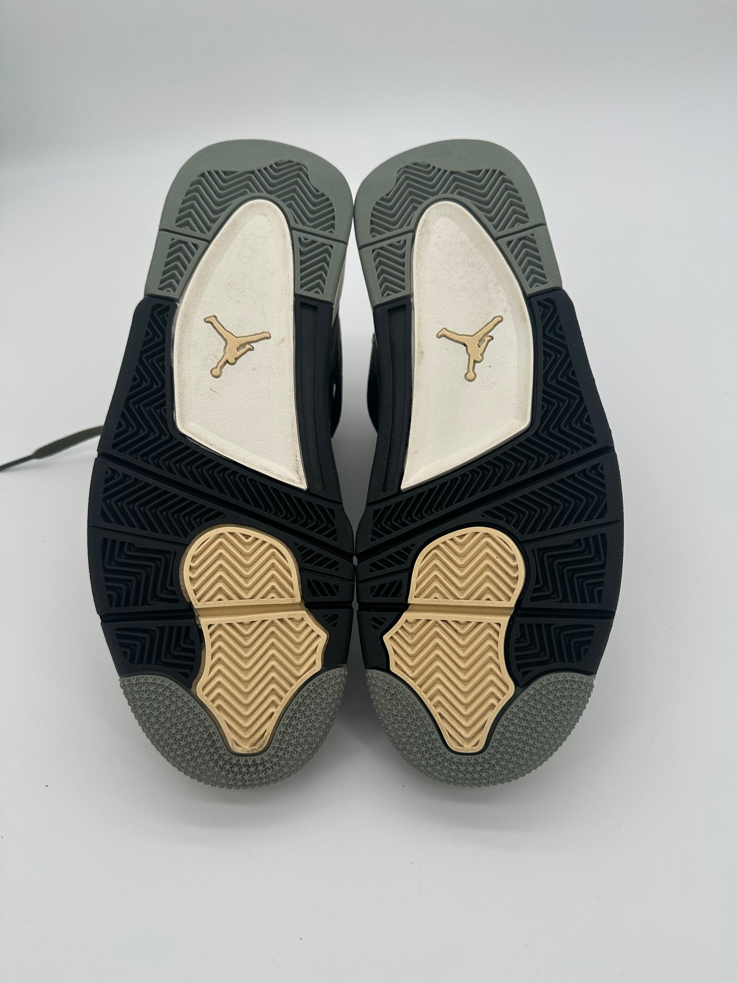 Jordan 4 Retro SE Craft Medium Olive