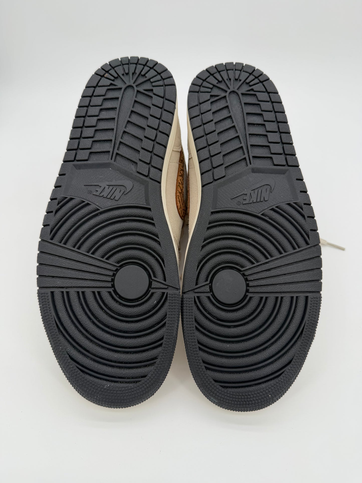 Jordan 1 Mid SE Brown Elephant