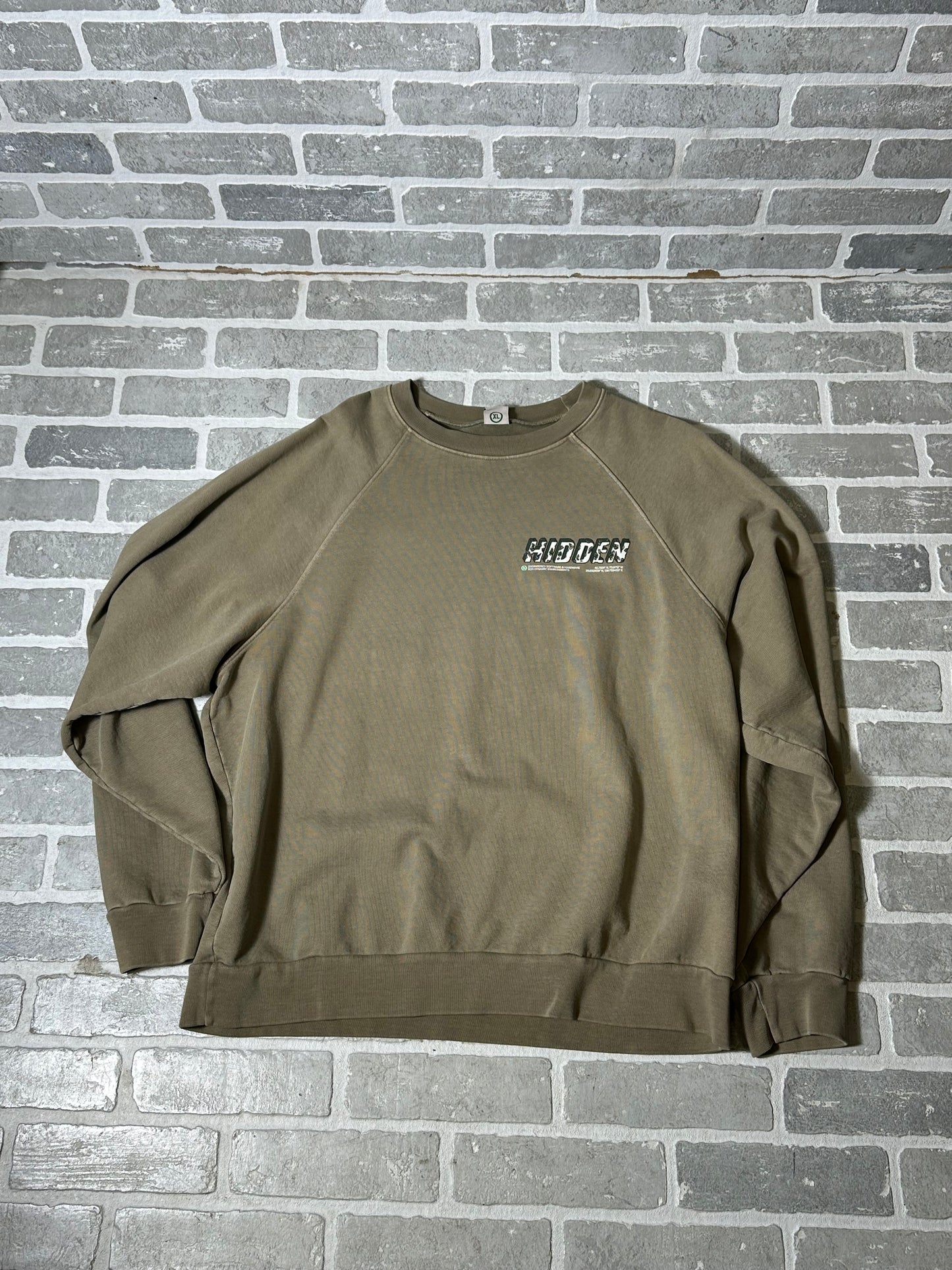 Hidden Long Sleeve Olive