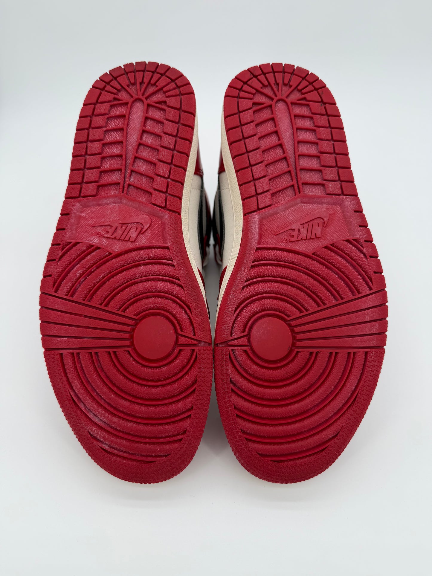 Jordan 1 Retro High OG Chicago Lost and Found