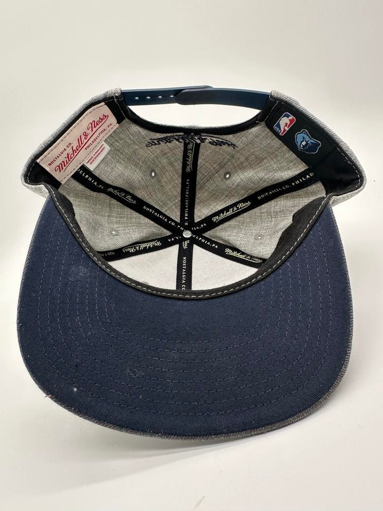 Mitchell & Ness Memphis Grizzlies Snapback Grey
