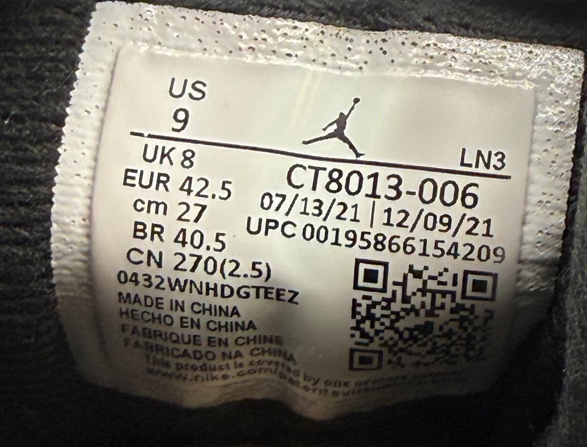 Jordan 12 Retro Playoffs (2022)