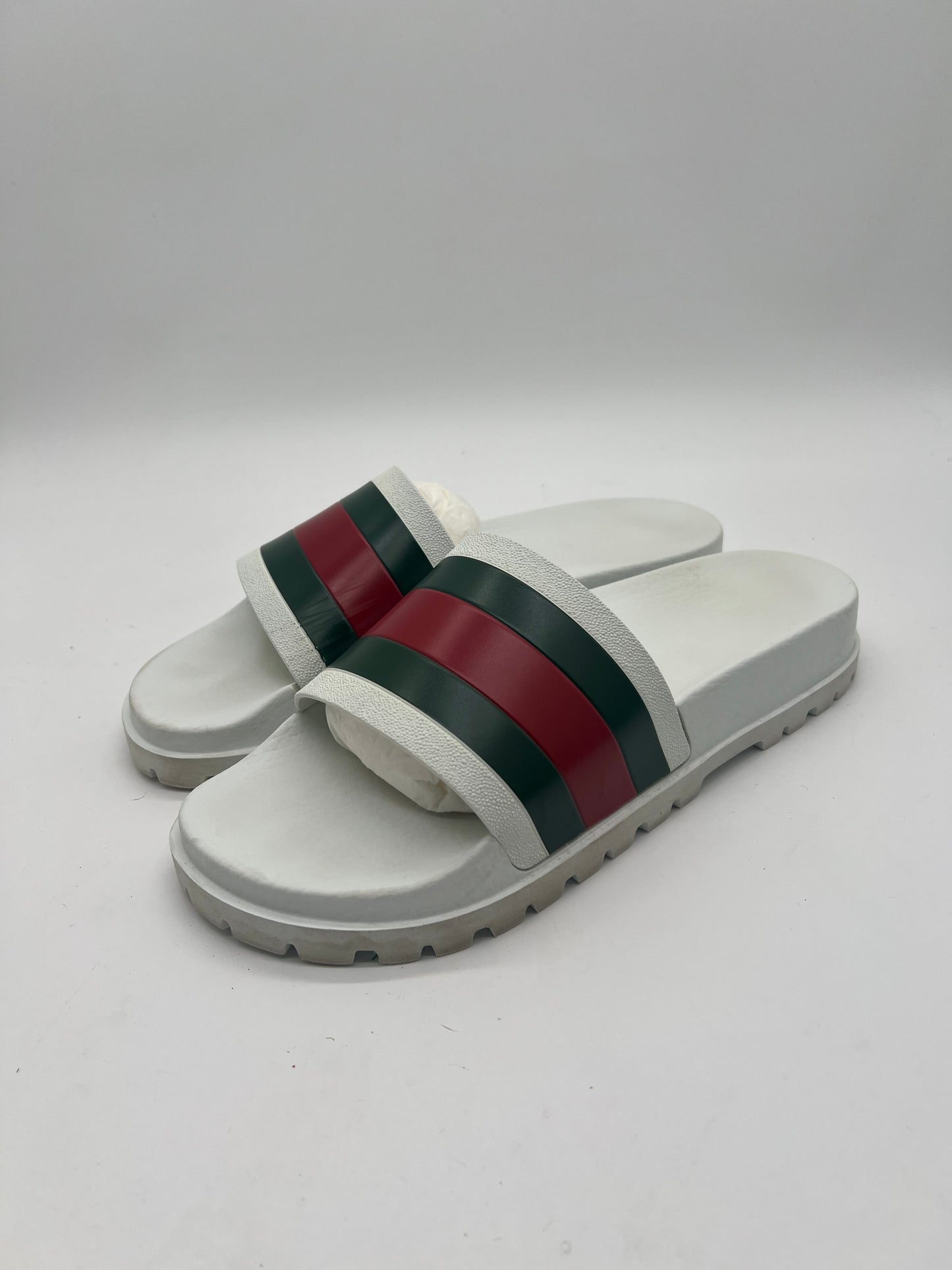 Gucci Pursuit Pool Slides White
