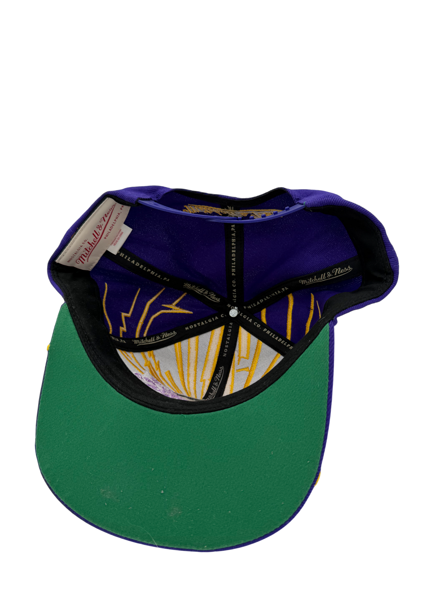 Mitchell And Ness Lakers Cracked Snapback