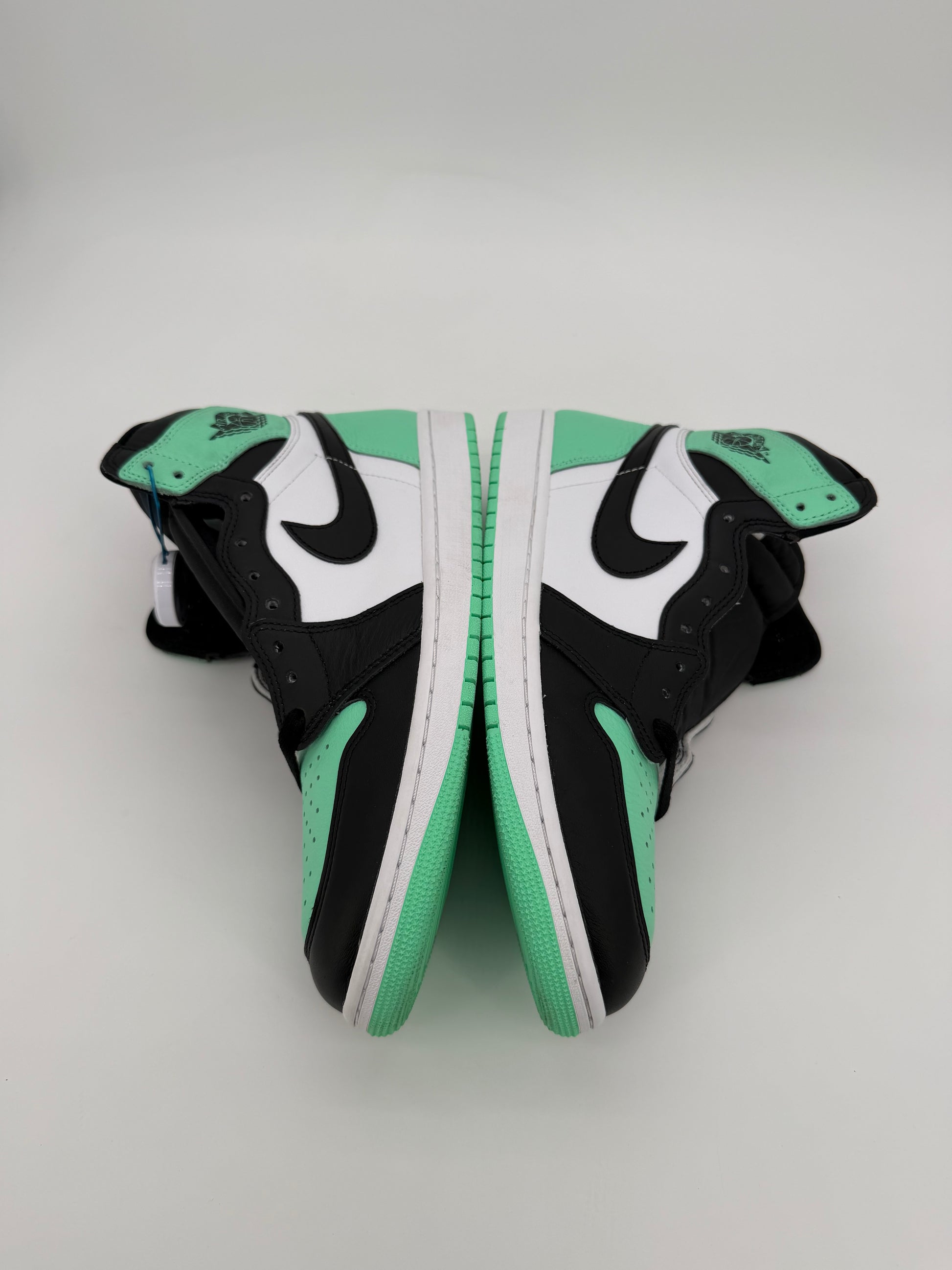 Jordan 1 Retro High OG Green Glow