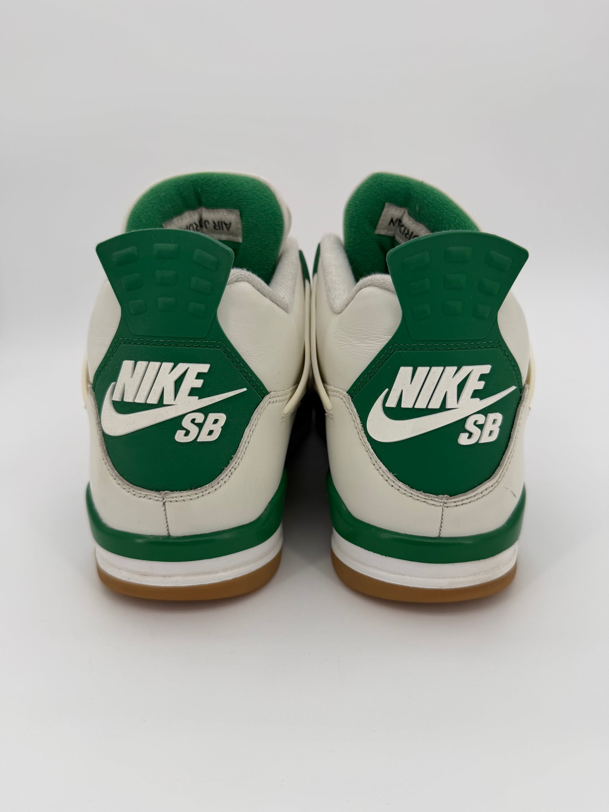 Jordan 4 Retro SB Pine Green