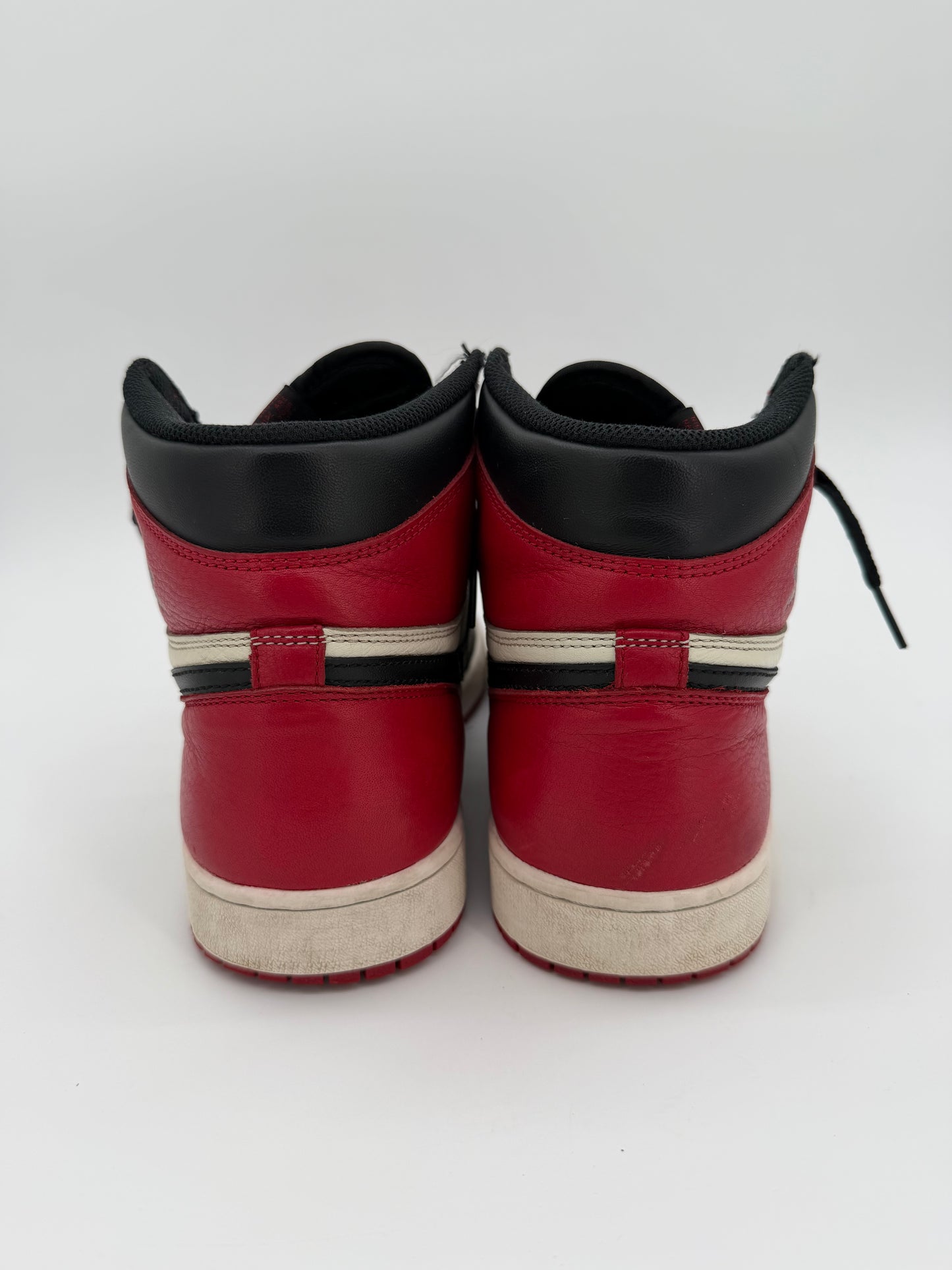 Jordan 1 Retro High Bred Toe