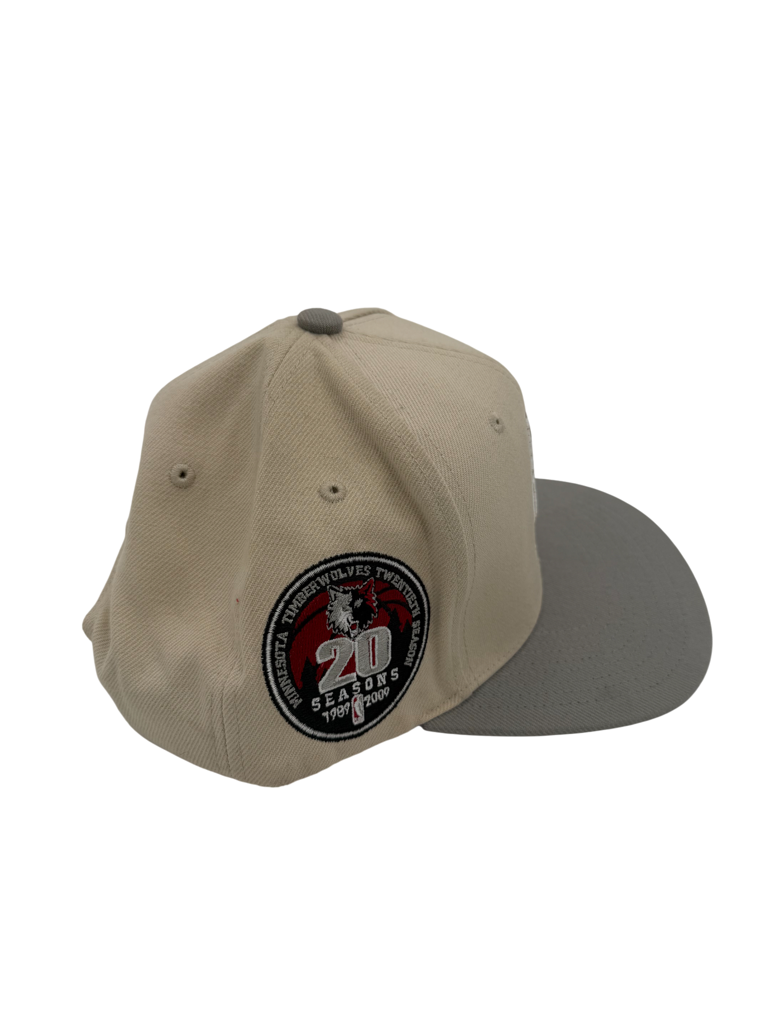 Mitchell And Ness T-Wolves Snapback Cream/Red