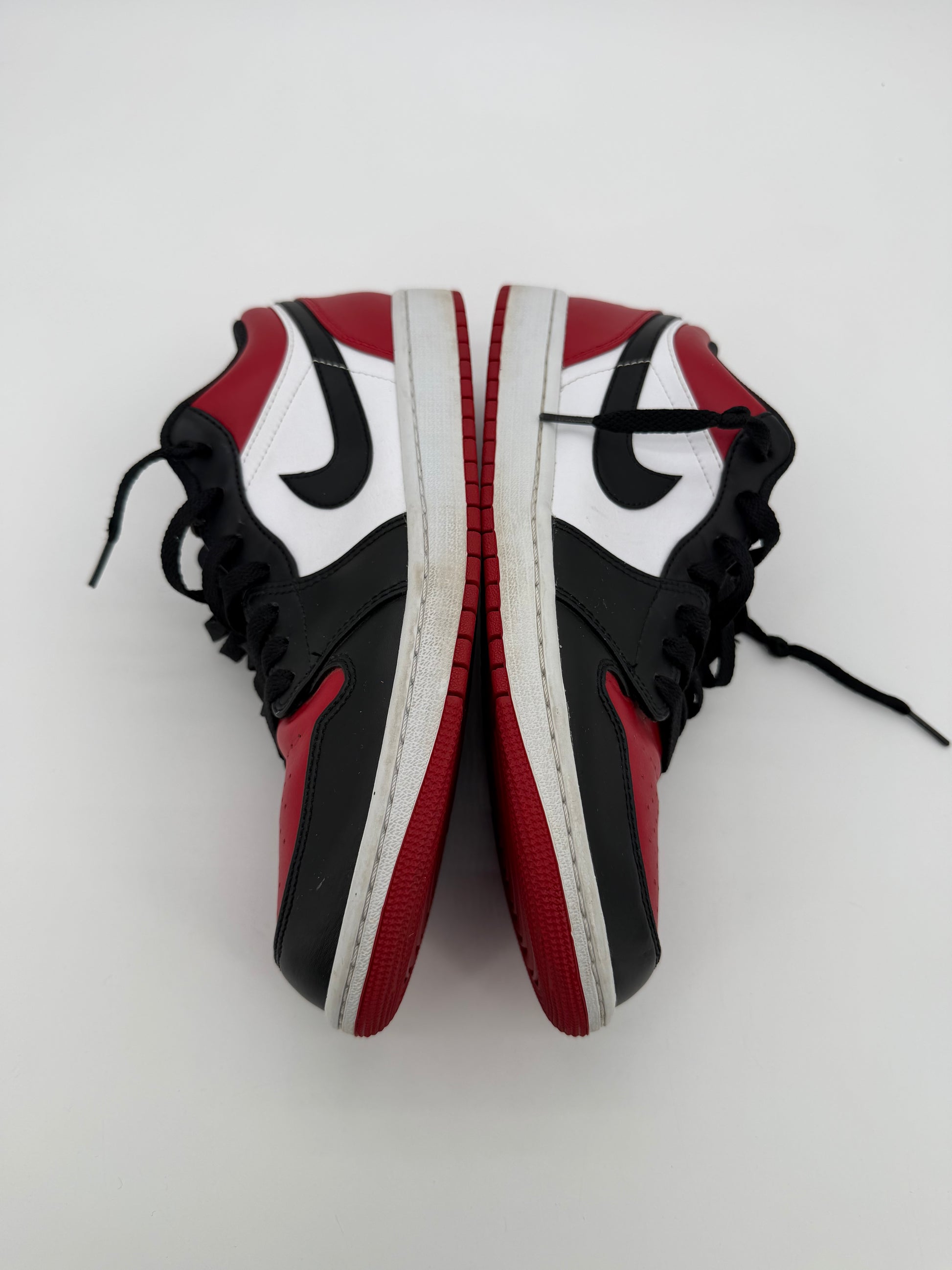 Jordan 1 Low Bred Toe