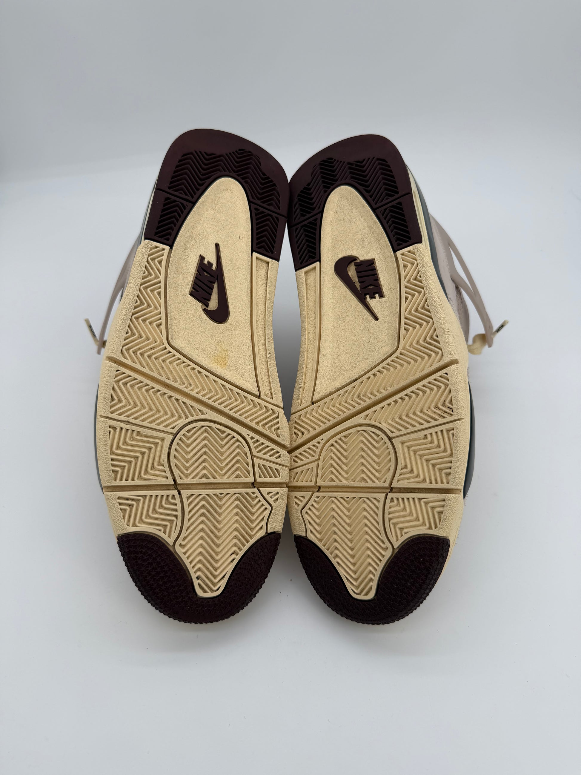 Jordan 4 Retro OG SP A Ma Maniére While You Were Sleeping (Women's)