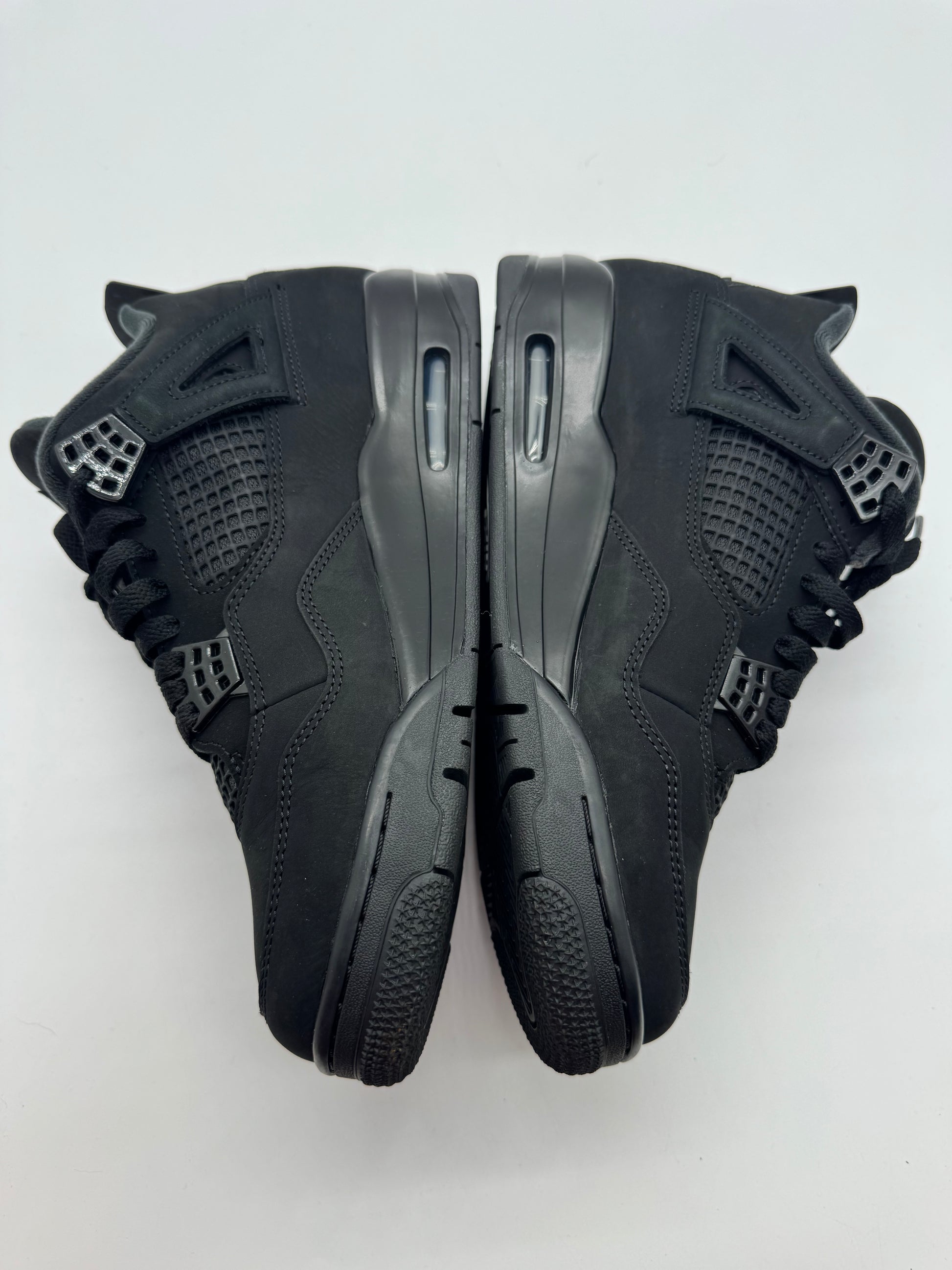 Jordan 4 Retro Black Cat (2025)