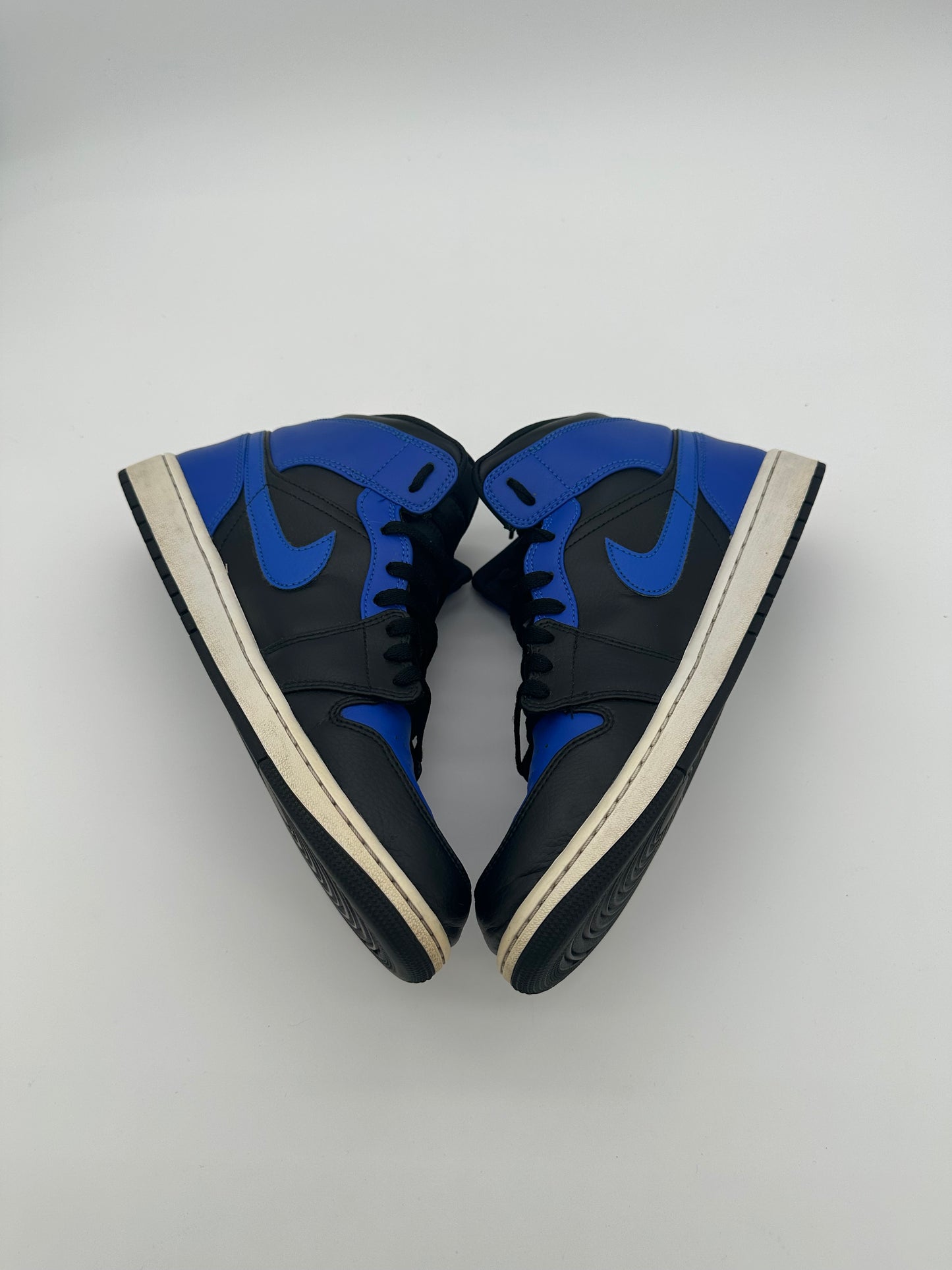 Jordan 1 Mid Hyper Royal Tumbled Leather