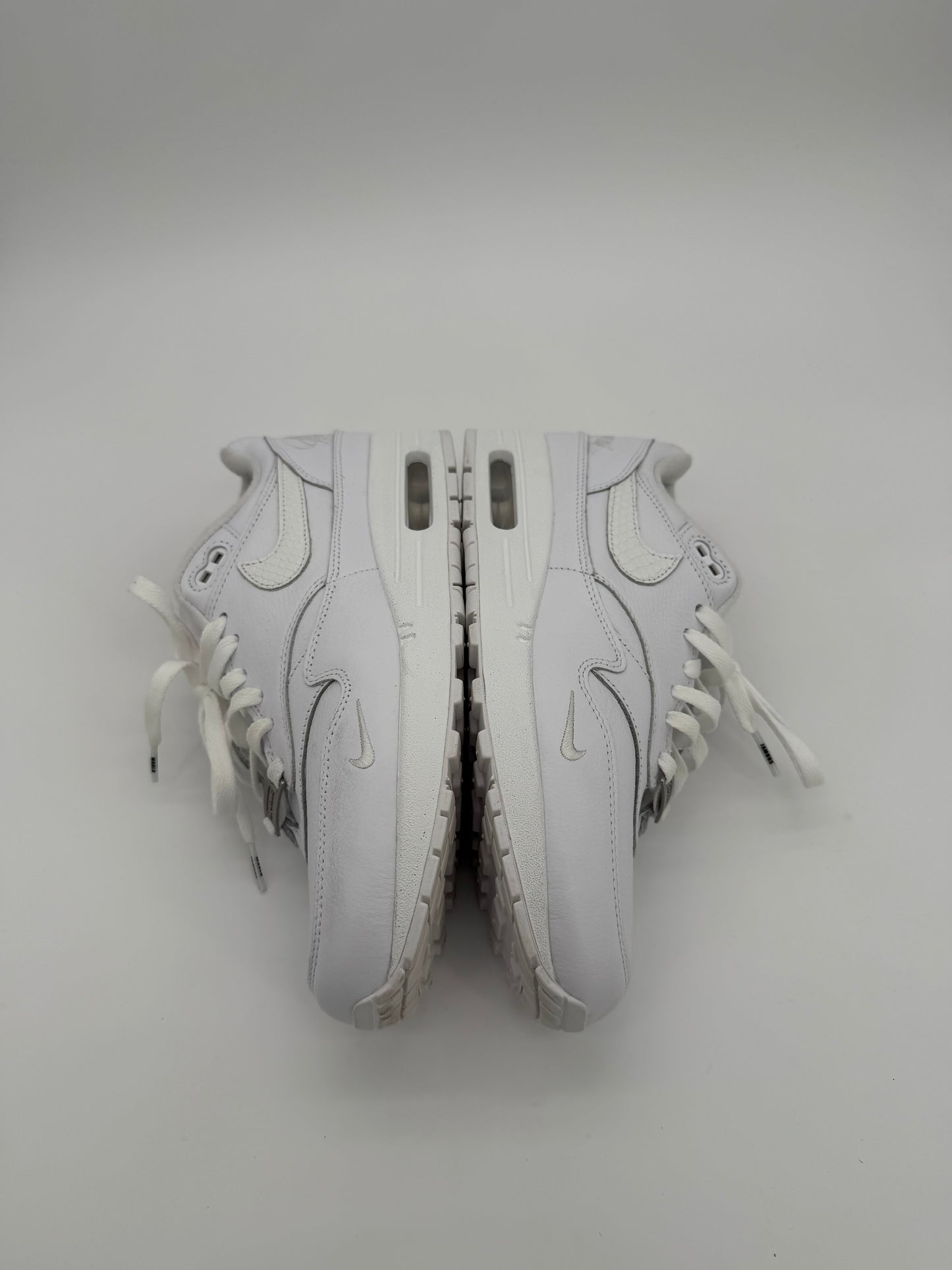 Nike Air Max 1 '87 SP Supreme Triple White