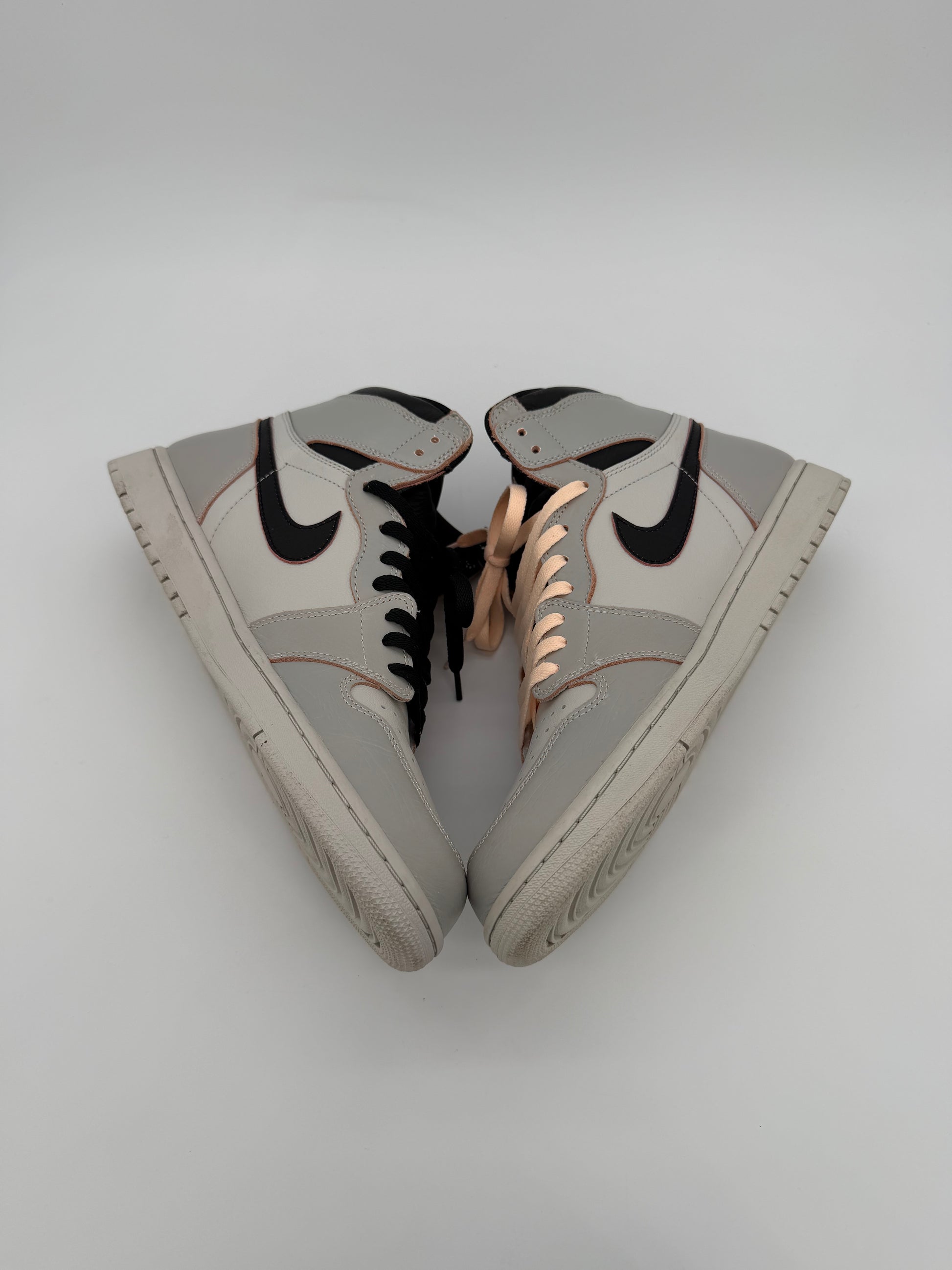 Jordan 1 Retro High OG Defiant SB NYC to Paris