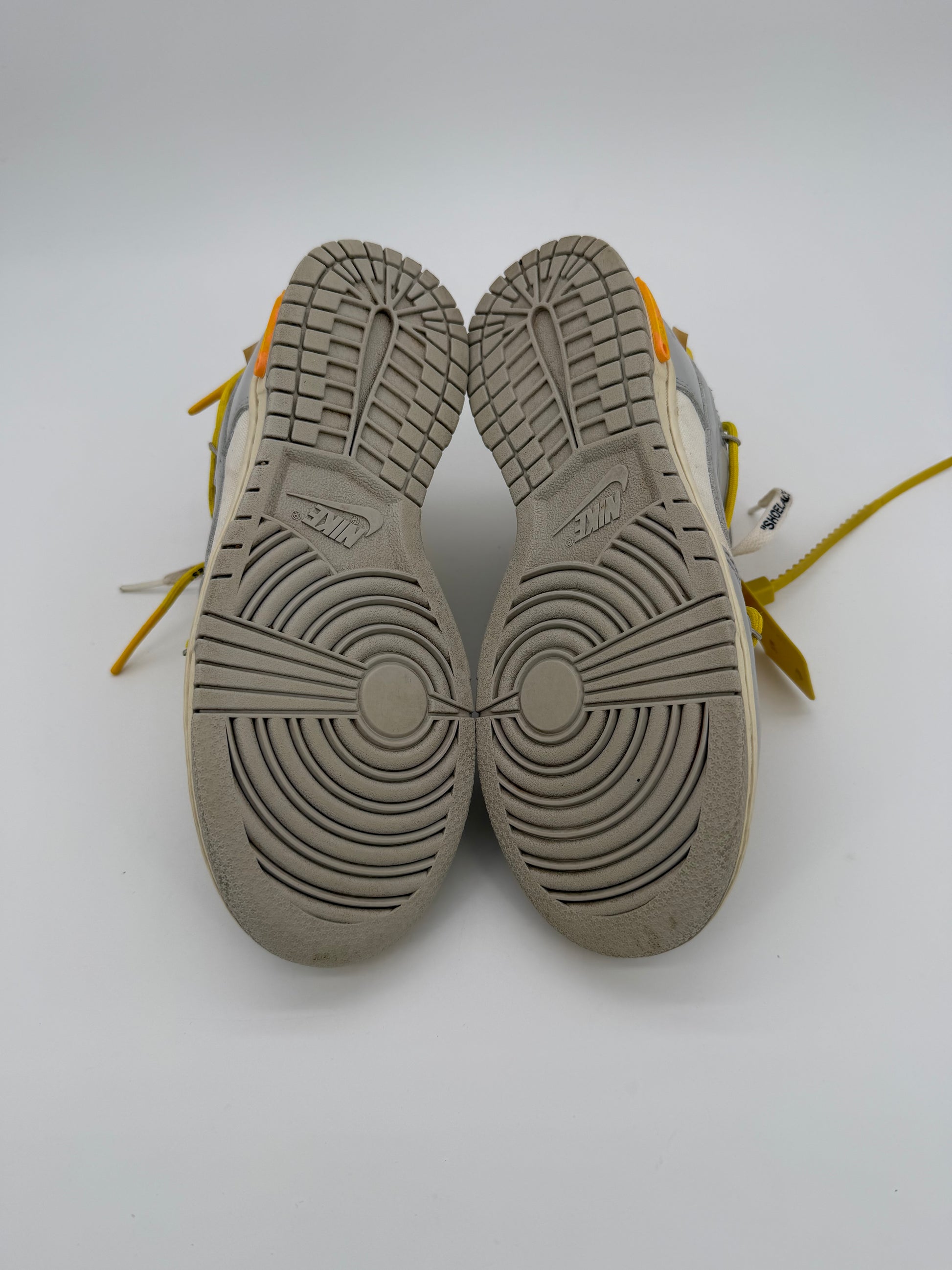 Nike Dunk Low Off-White Lot 29