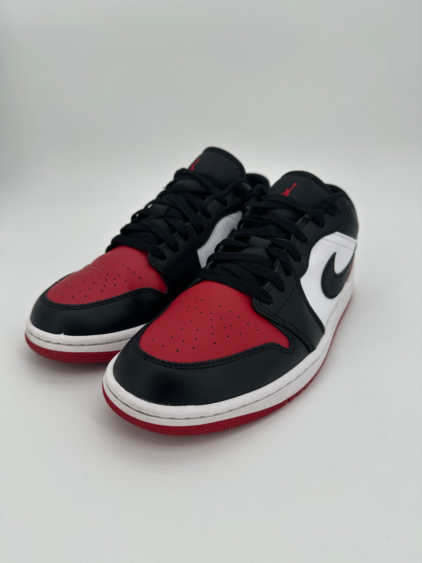 Jordan 1 Low Bred Toe