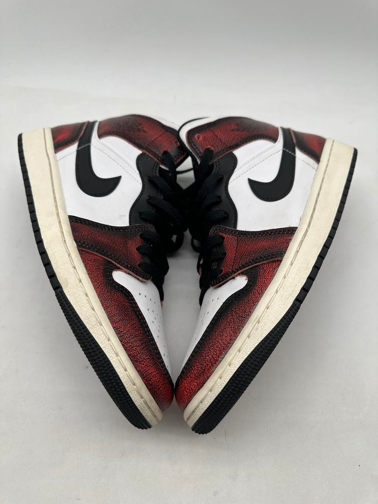 Jordan 1 Mid Wear-Away Chicago