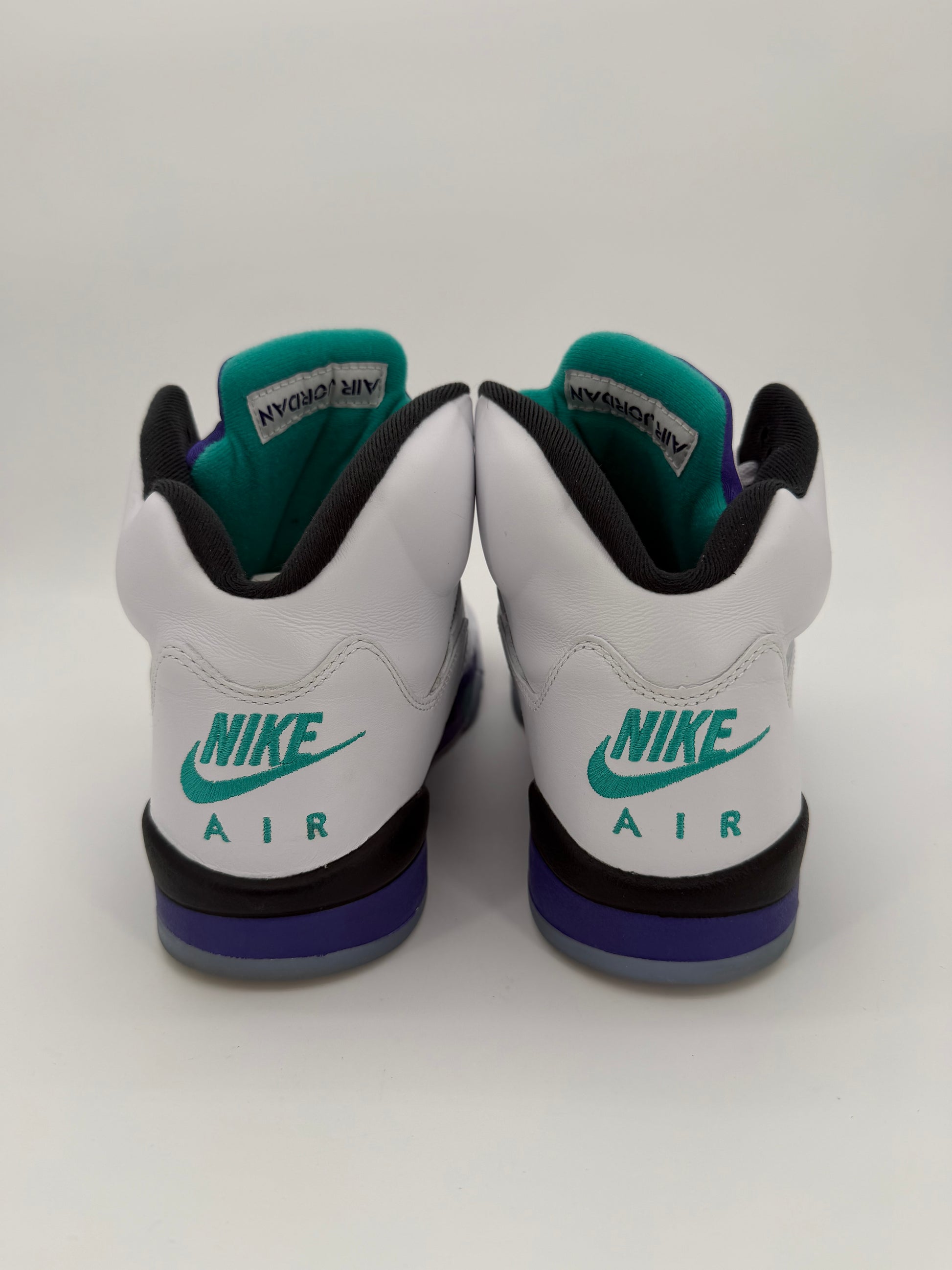 Jordan 5 Retro Grape (2025)