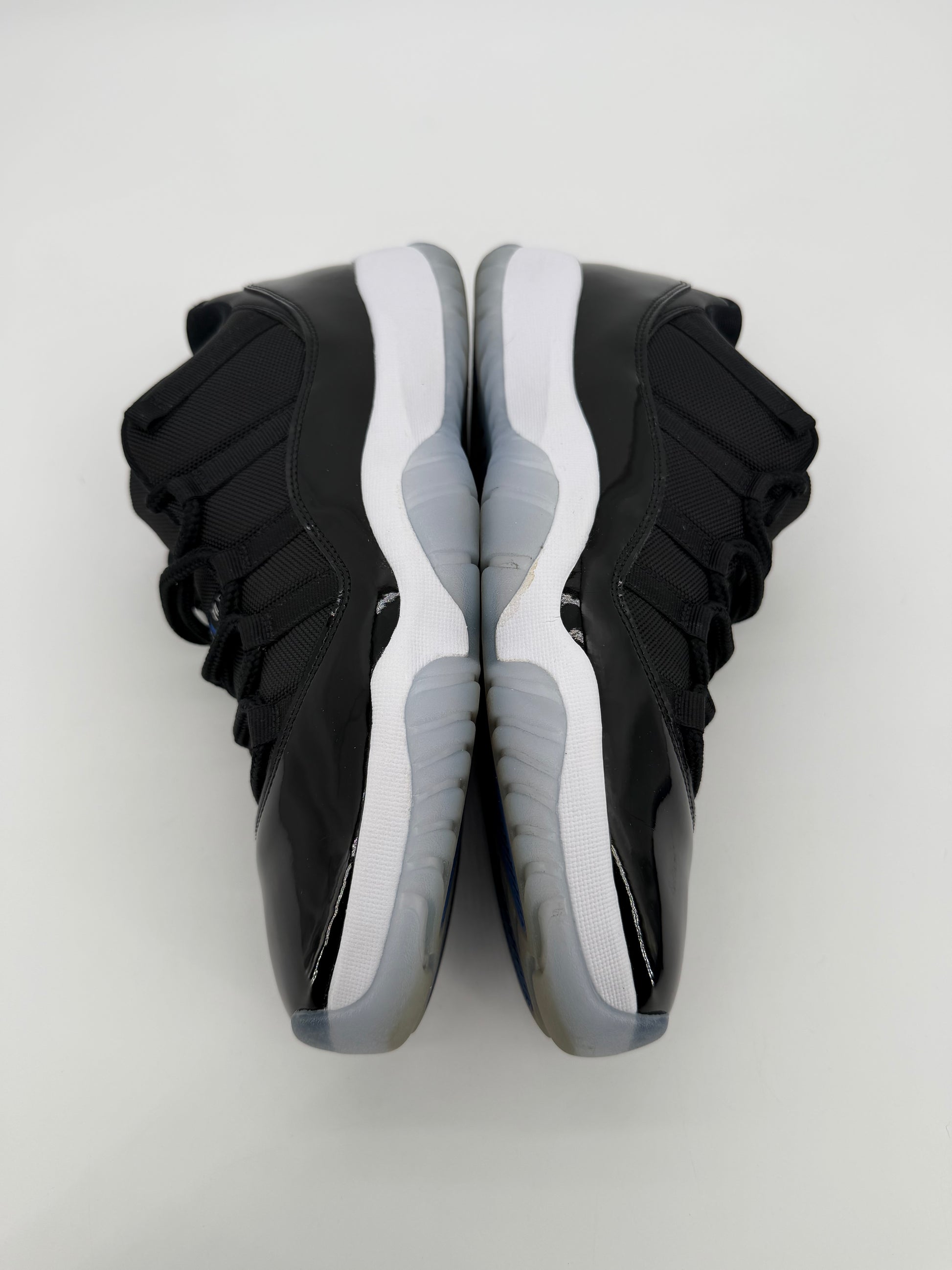 Jordan 11 Retro Low Space Jam