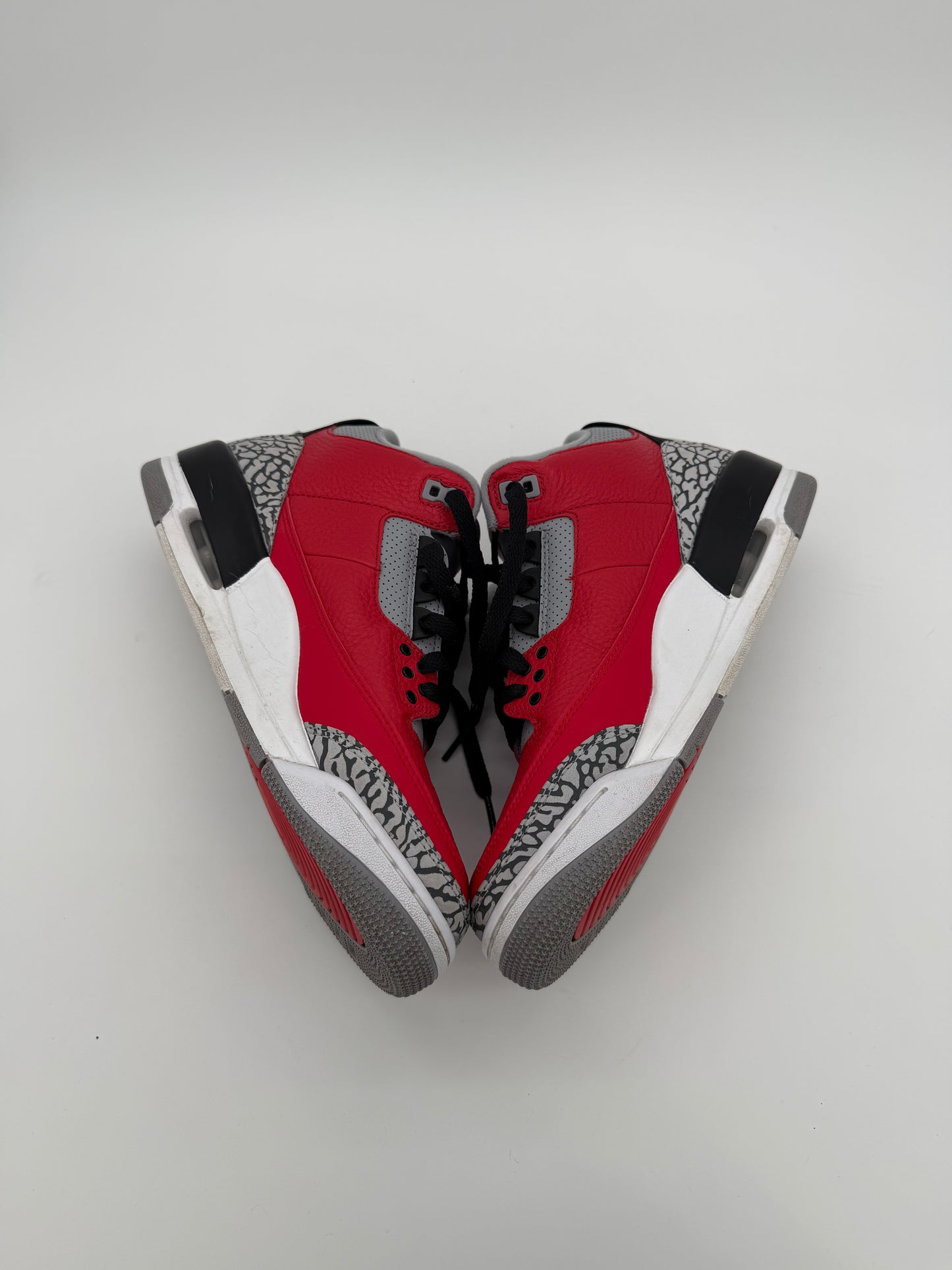 Jordan 3 Retro SE Unite