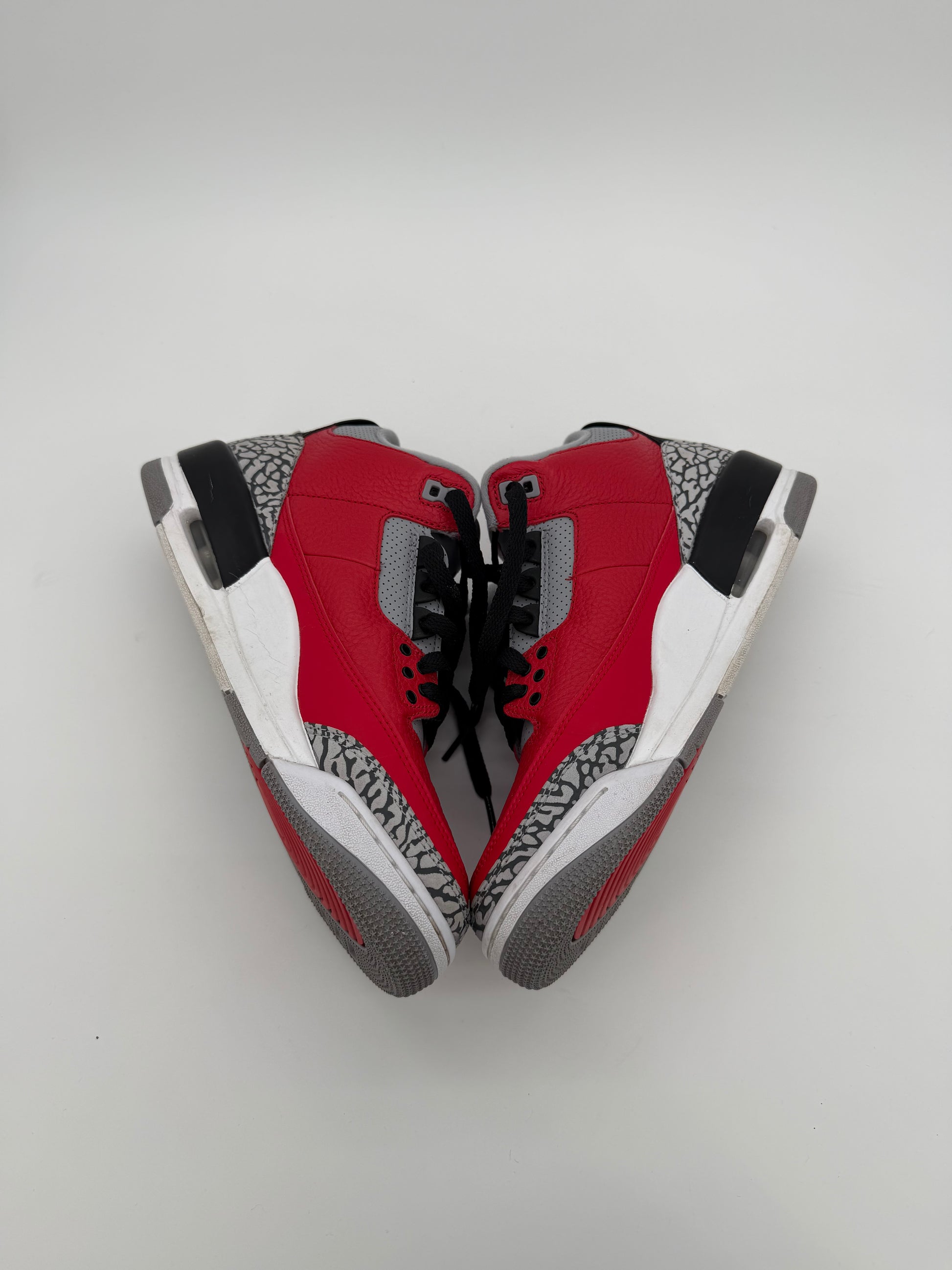 Jordan 3 Retro SE Unite