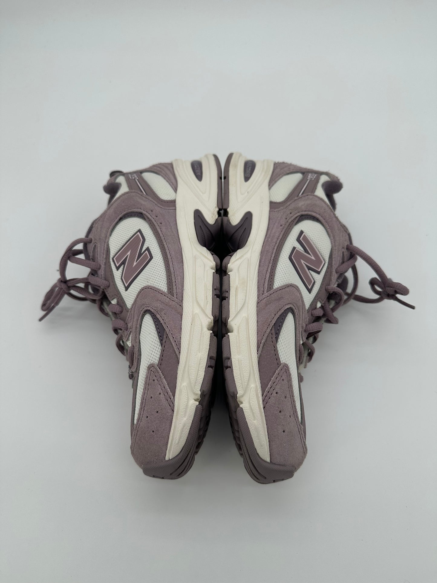 New Balance 530 Light Sea Salt Pink