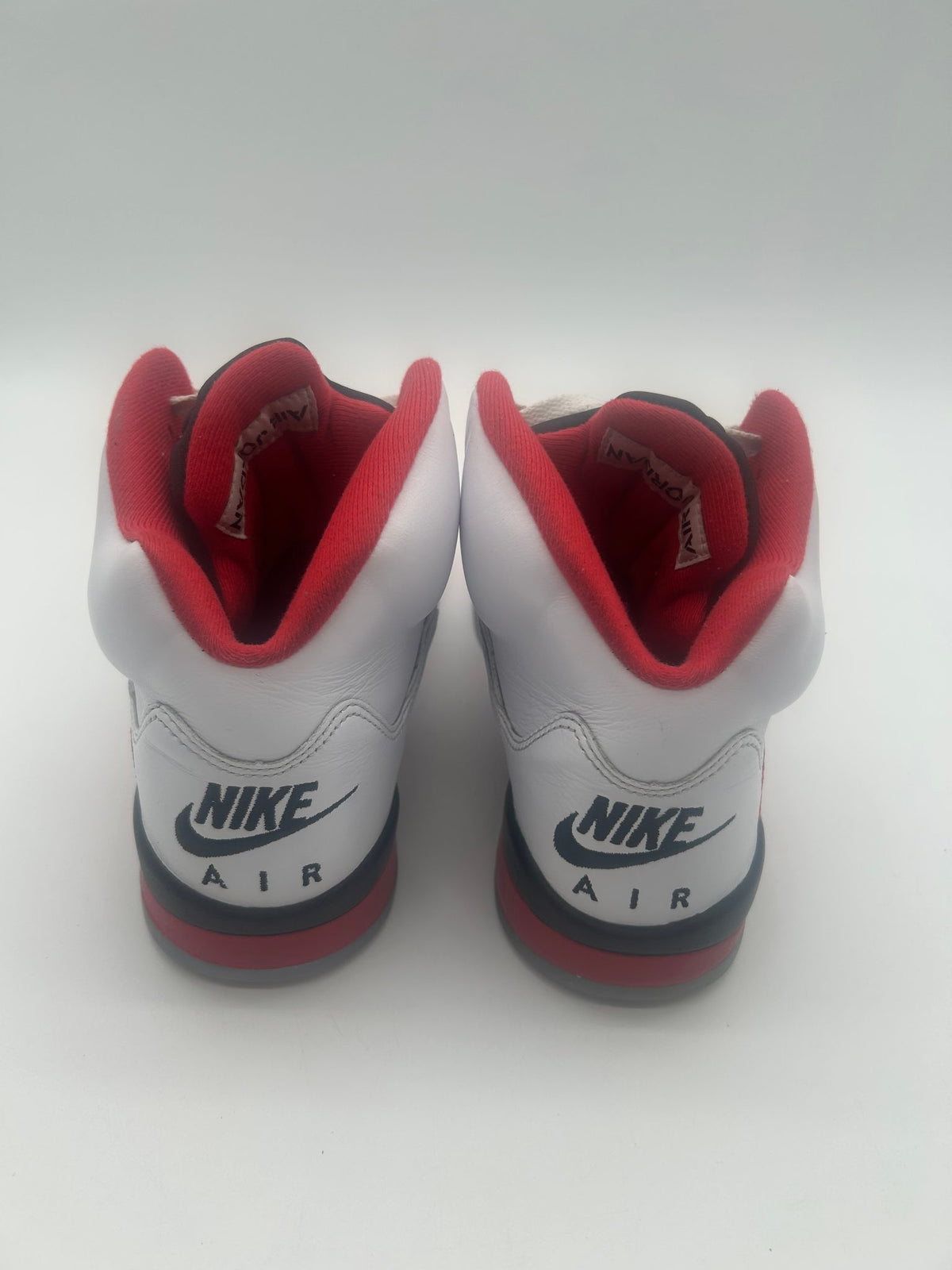 Jordan 5 Retro Fire Red Black Tongue (2025)