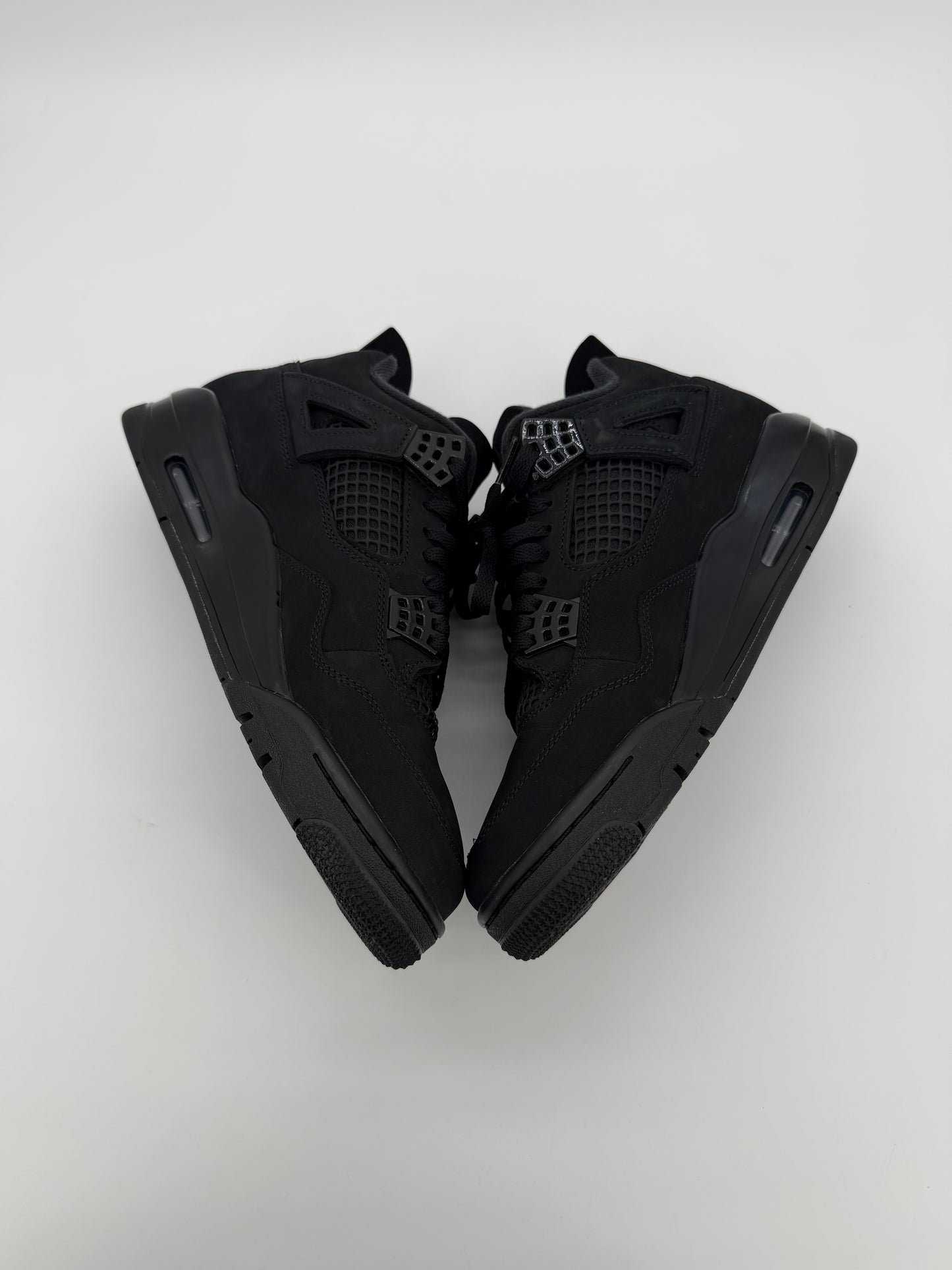 Jordan 4 Retro Black Cat (2025)