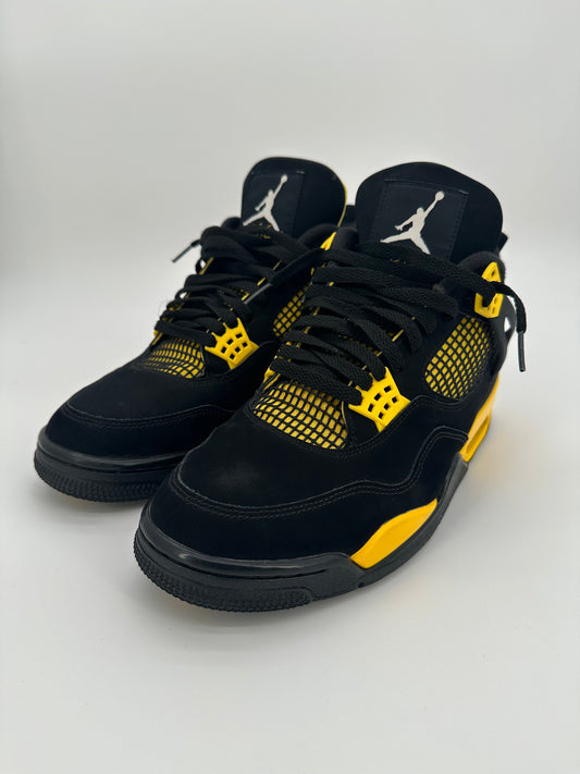 Jordan 4 Retro Thunder (2023)