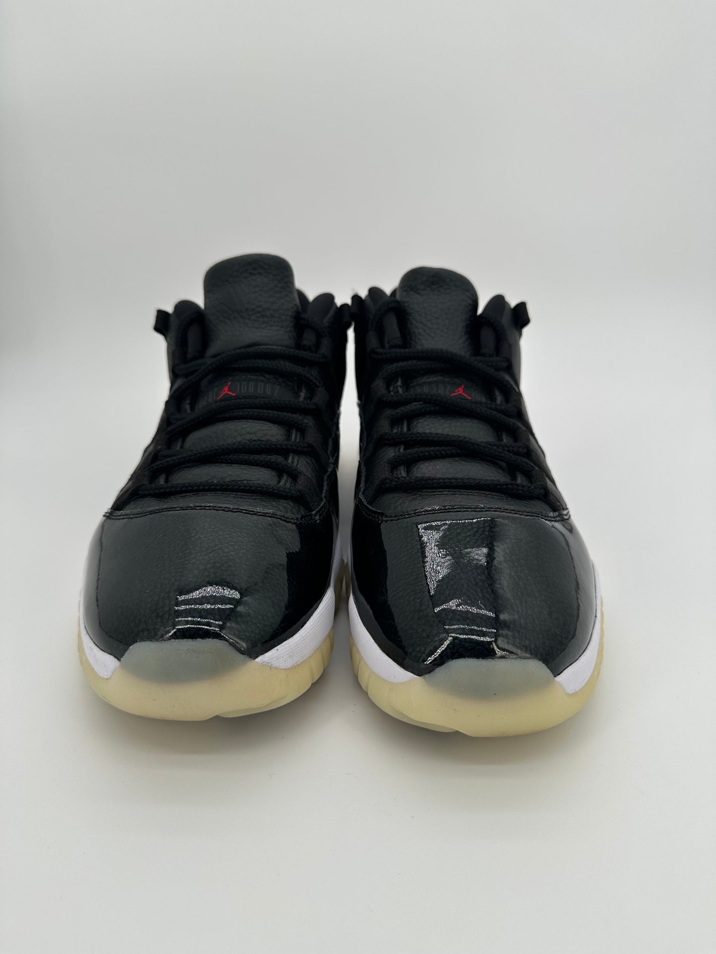 Jordan 11 Retro Low 72-10
