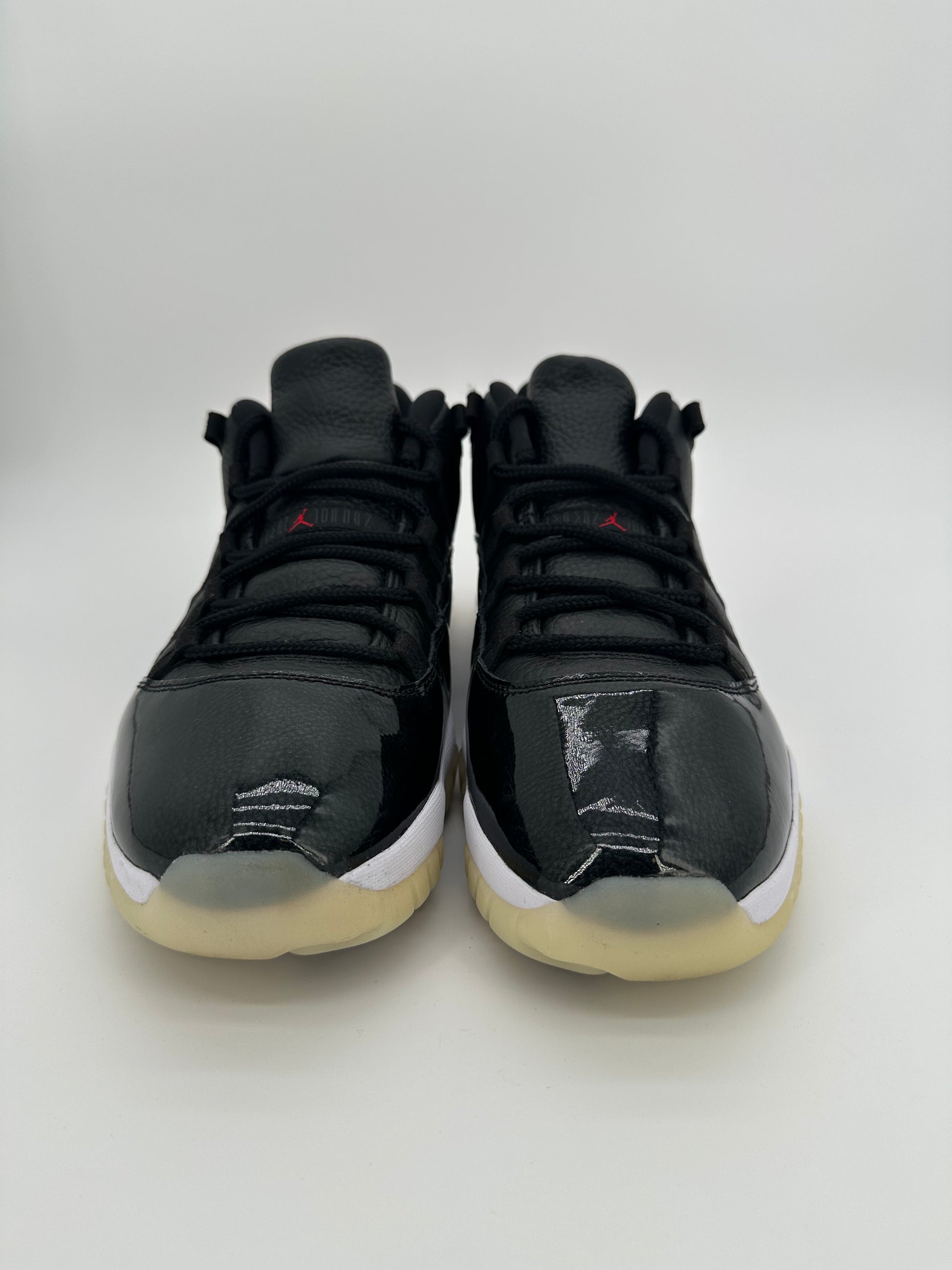 Jordan 11 Retro Low 72-10
