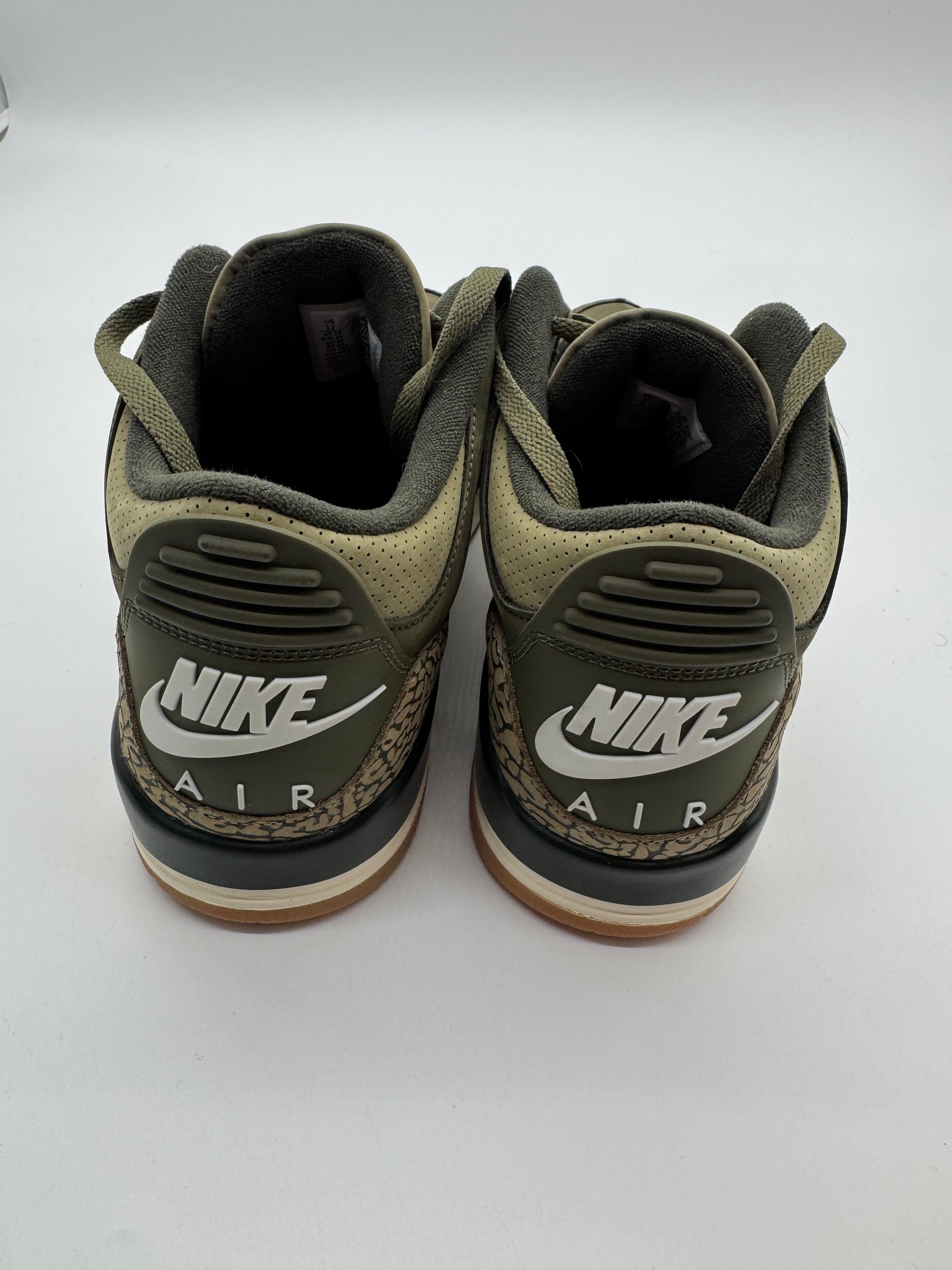 Jordan 3 Retro Family Affair