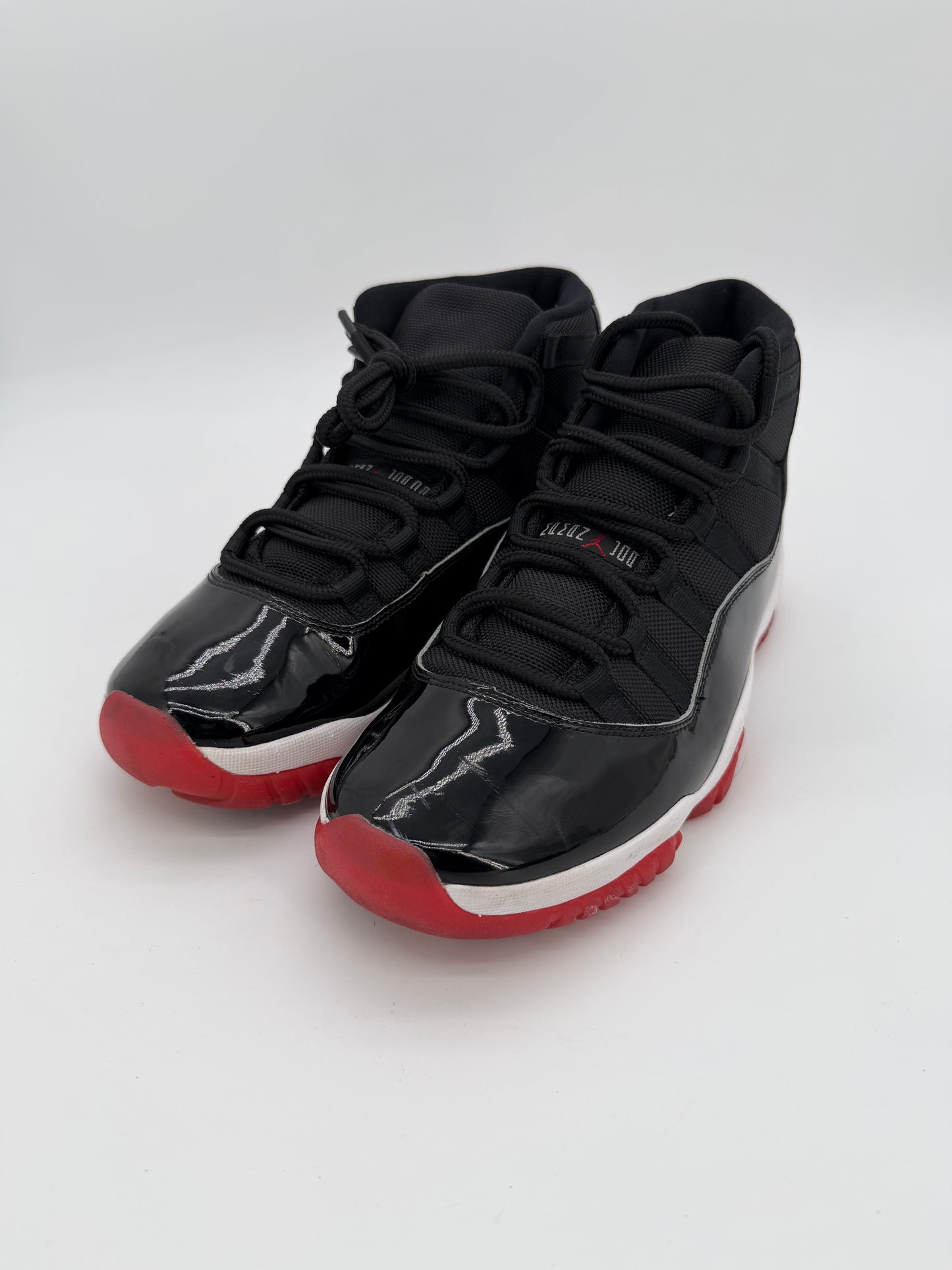 Jordan 11 Retro Playoffs Bred (2019)