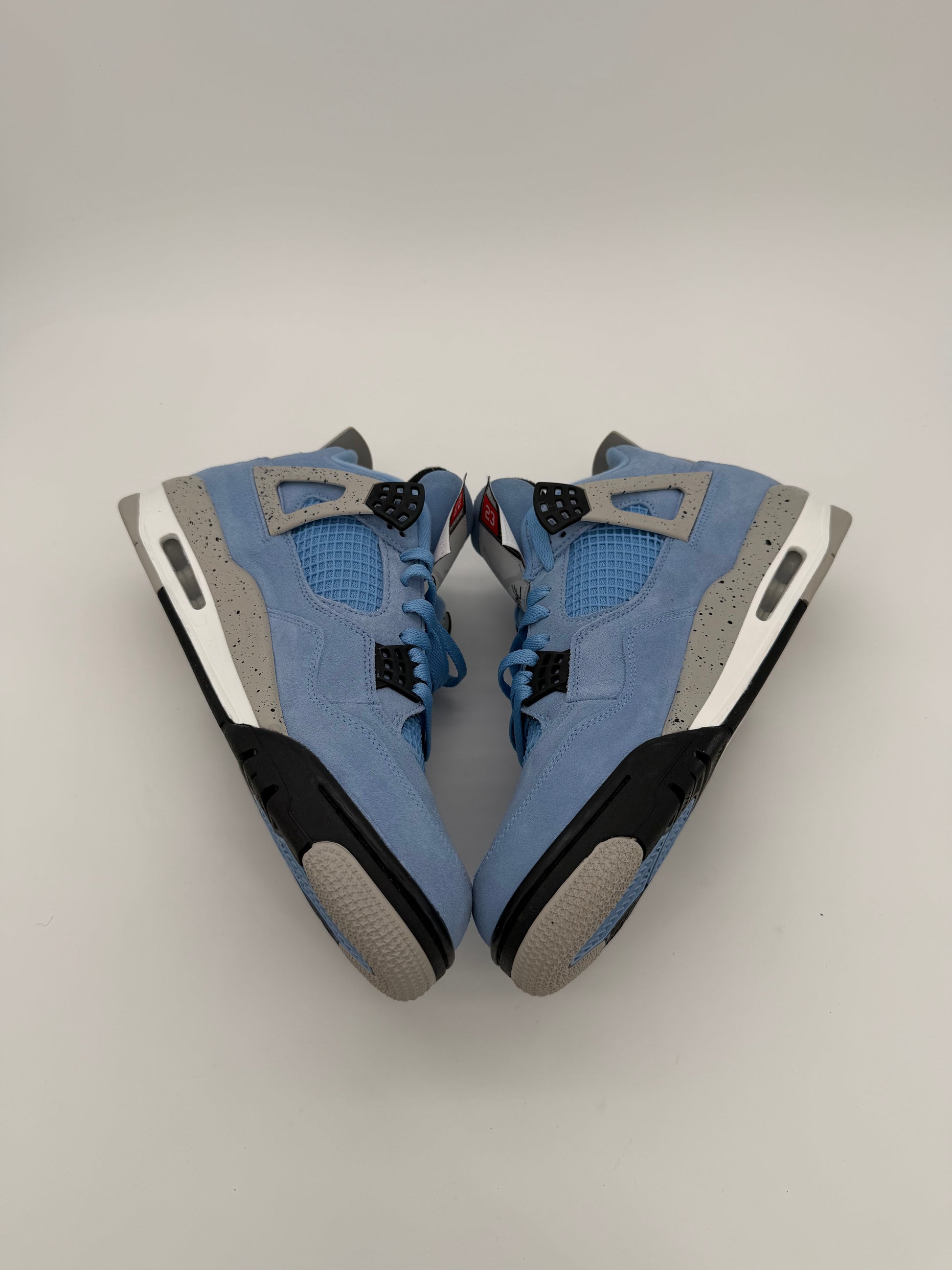 Jordan 4 Retro University Blue