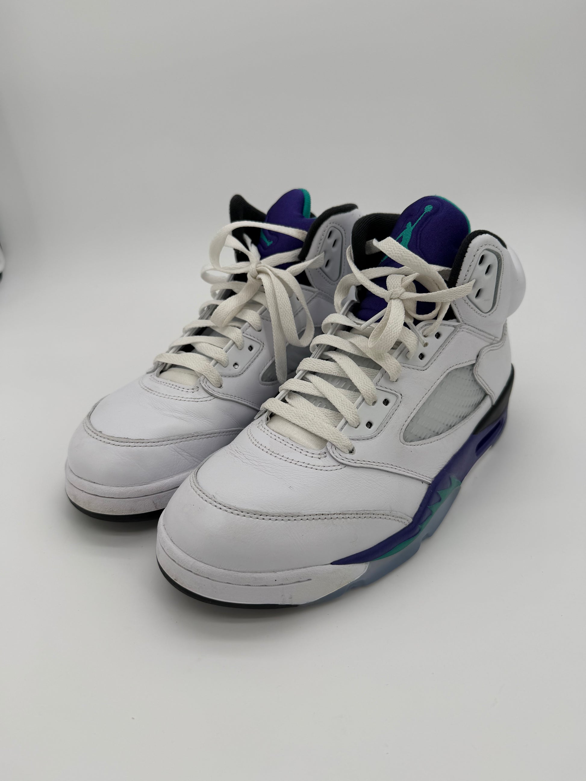Jordan 5 Retro Grape (2025)