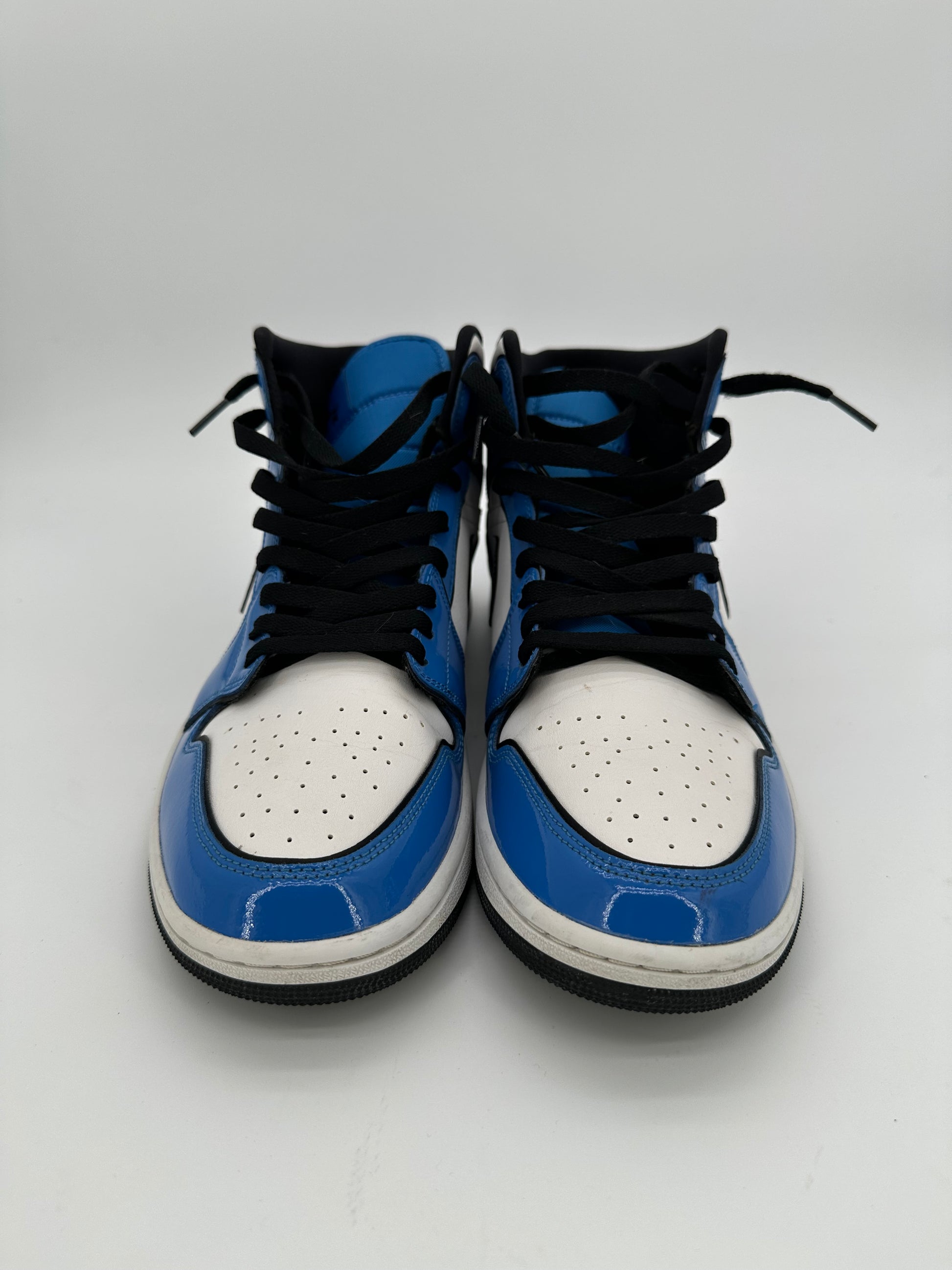 Jordan 1 Mid Signal Blue