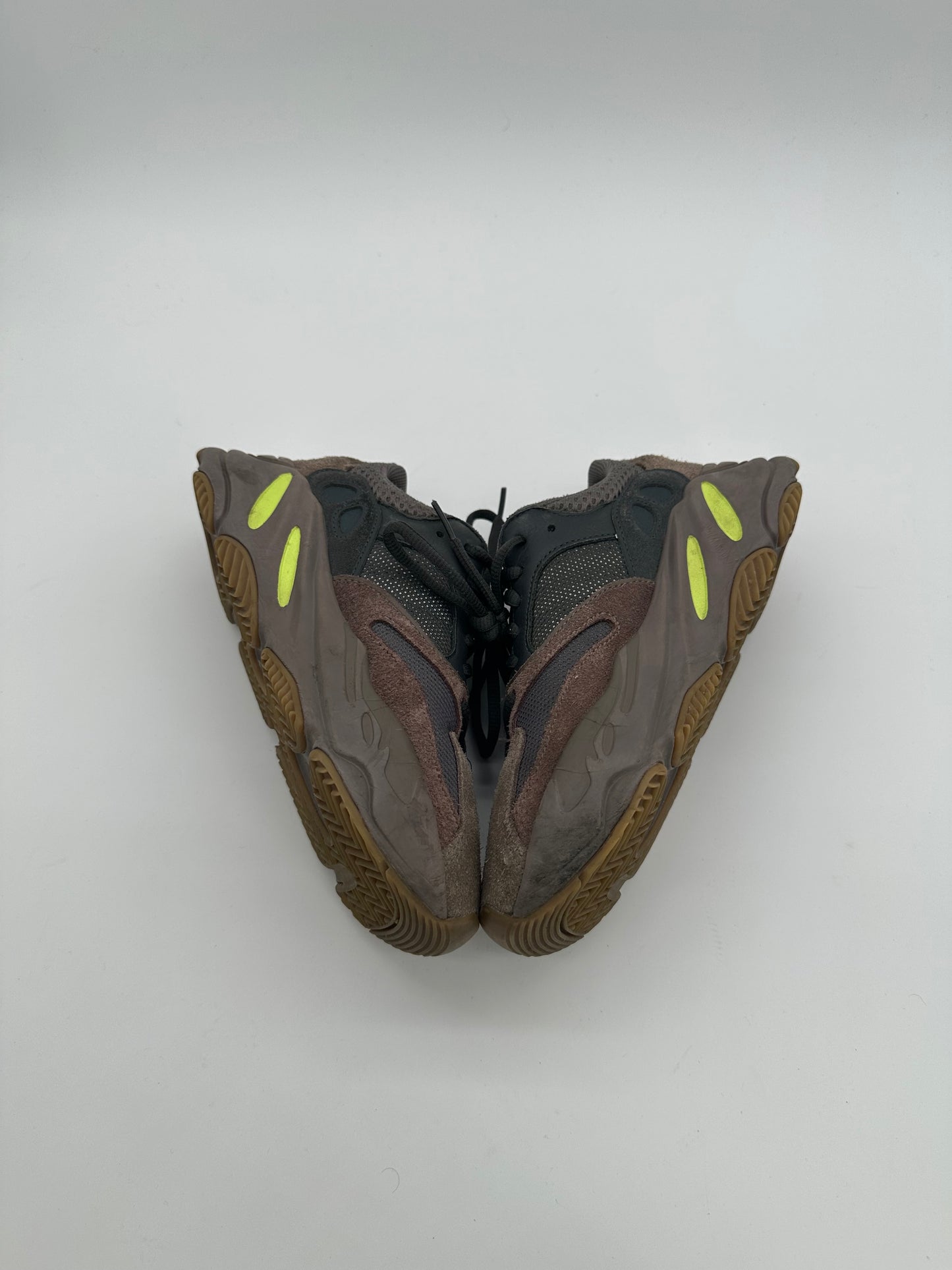 adidas Yeezy Boost 700 Mauve