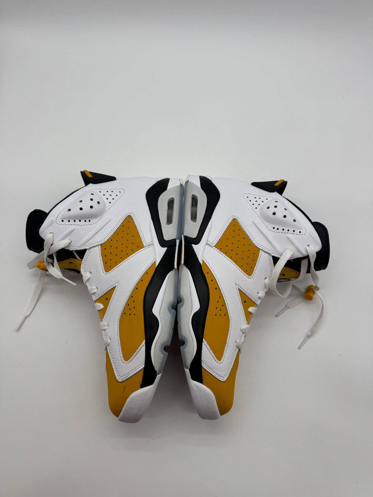 Jordan 6 Retro Yellow Ochre
