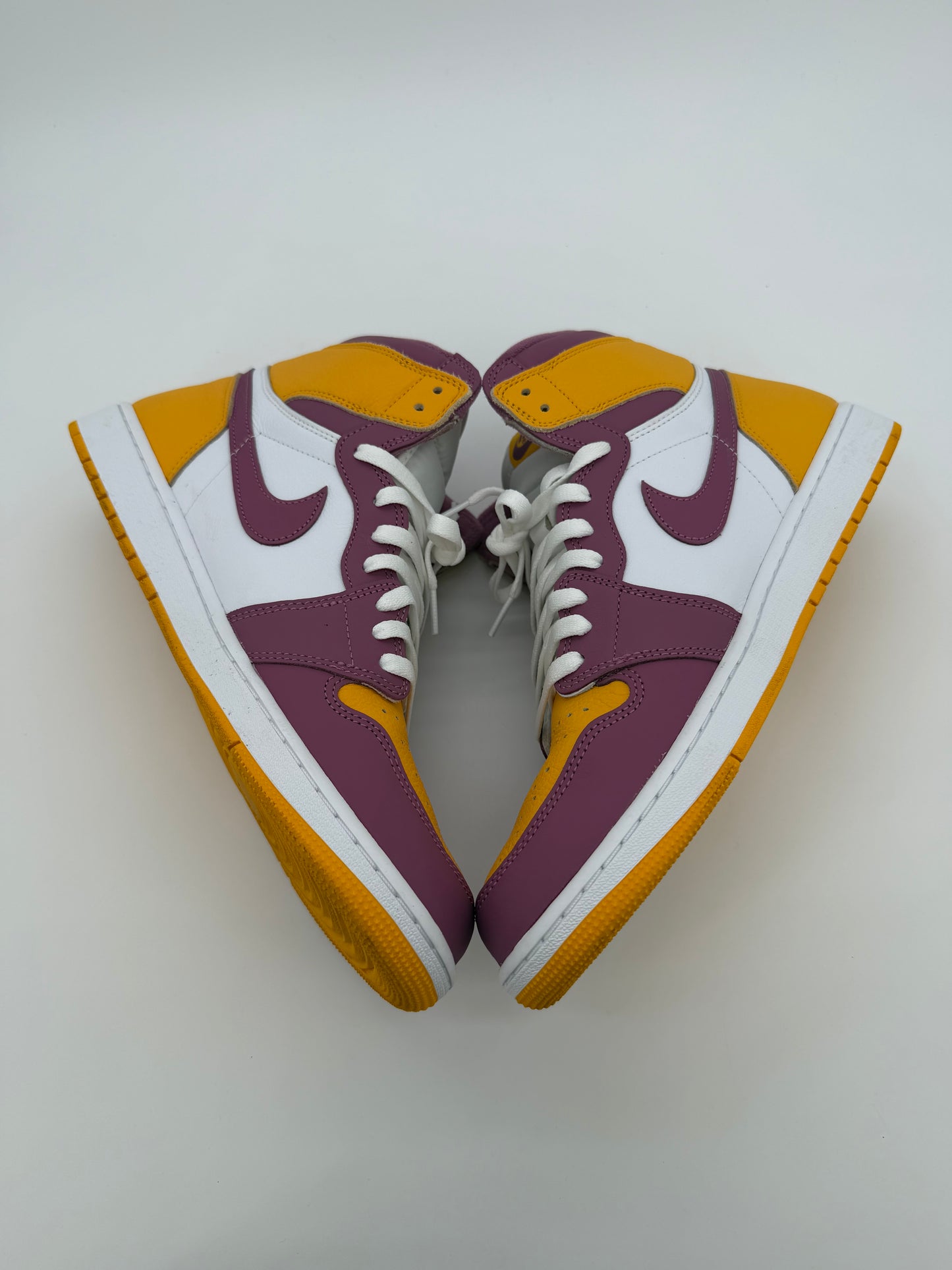 Jordan 1 Retro High OG Brotherhood