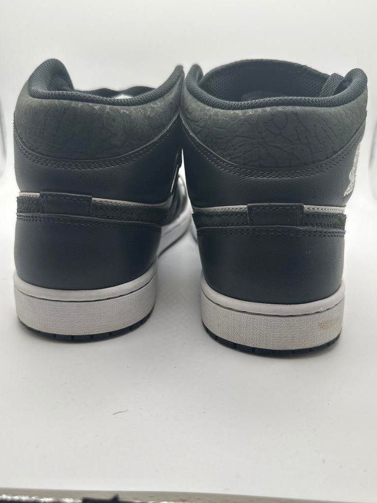 Jordan 1 Mid SE Panda Elephant