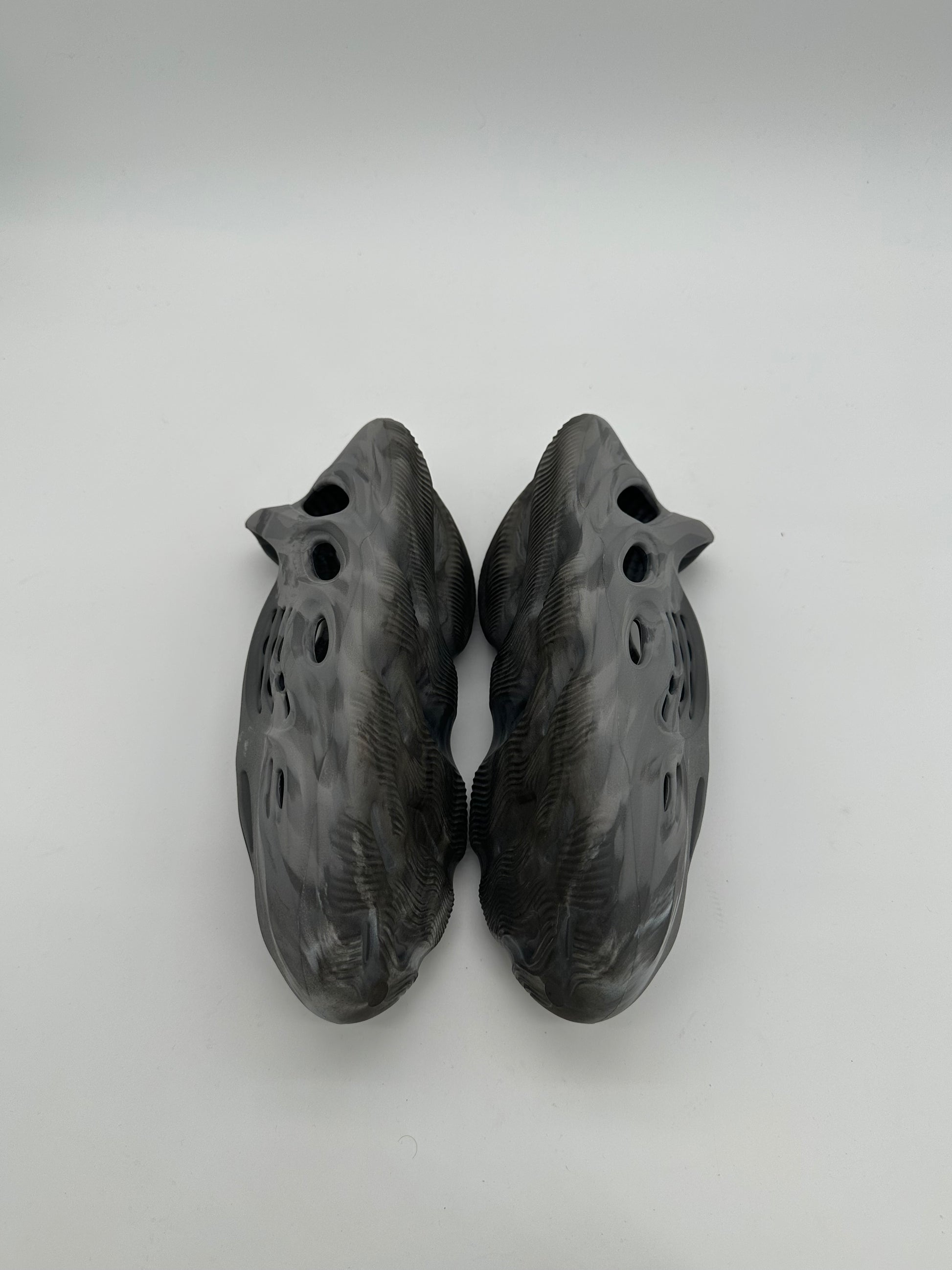 adidas Yeezy Foam RNR MX Granite