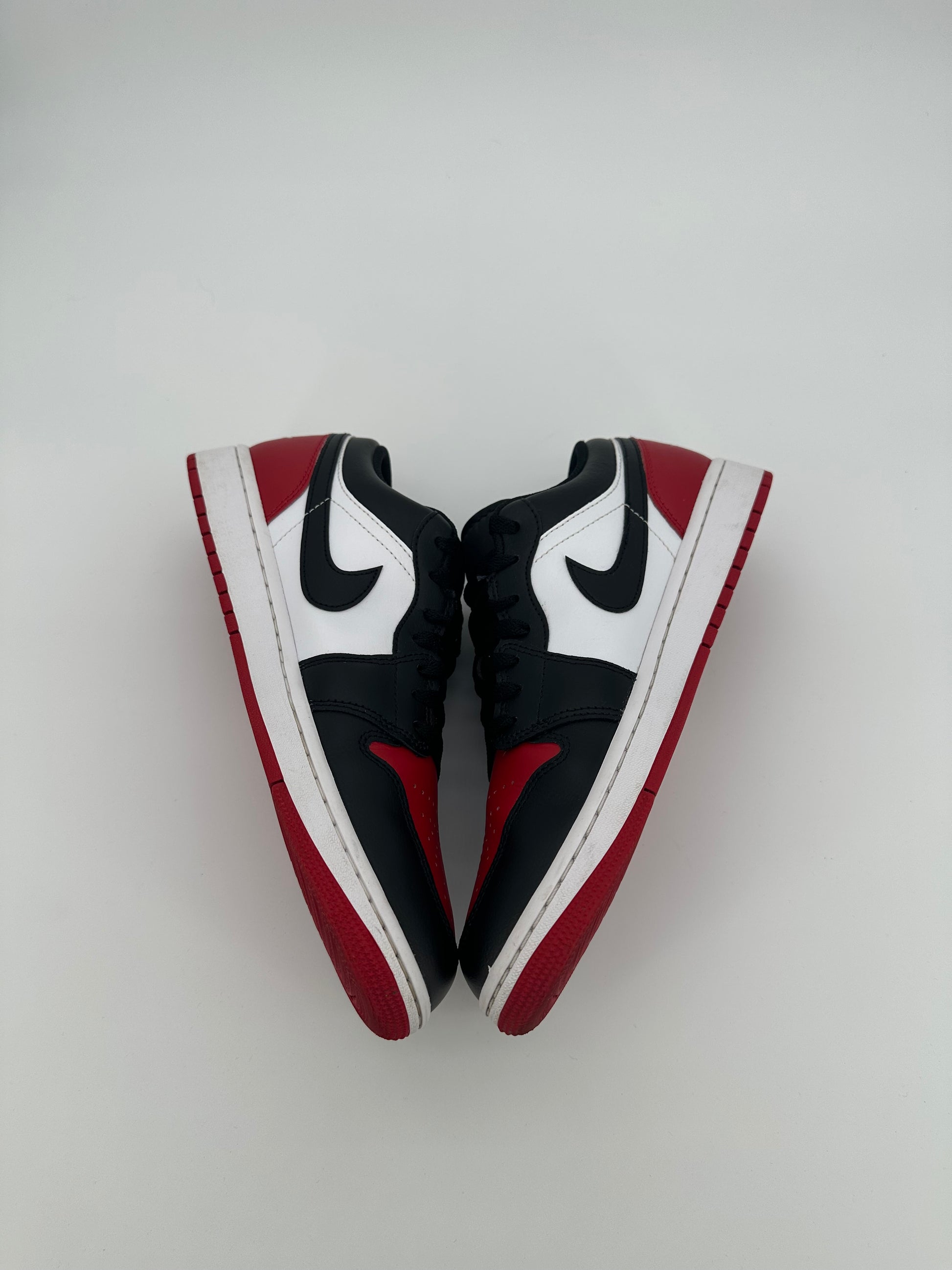 Jordan 1 Low Bred Toe