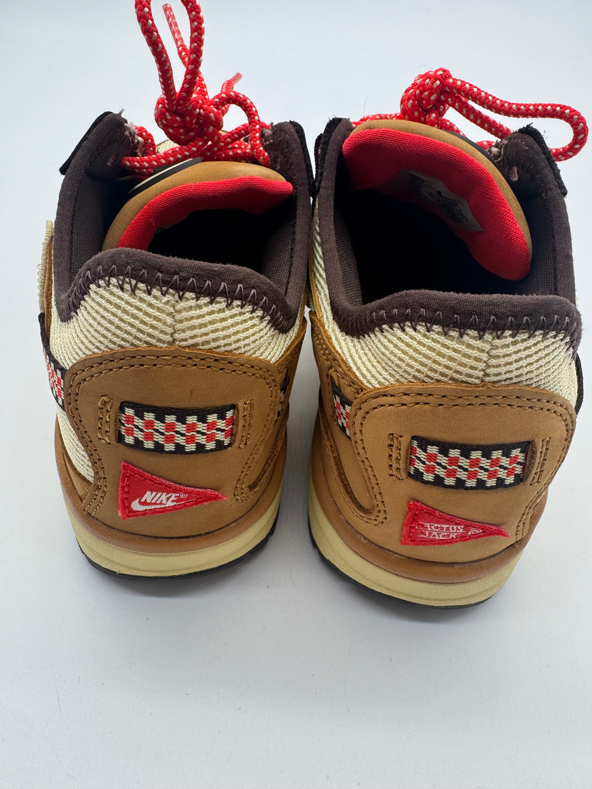 Nike Air Max 1 Travis Scott Cactus Jack Wheat Lemon Drop