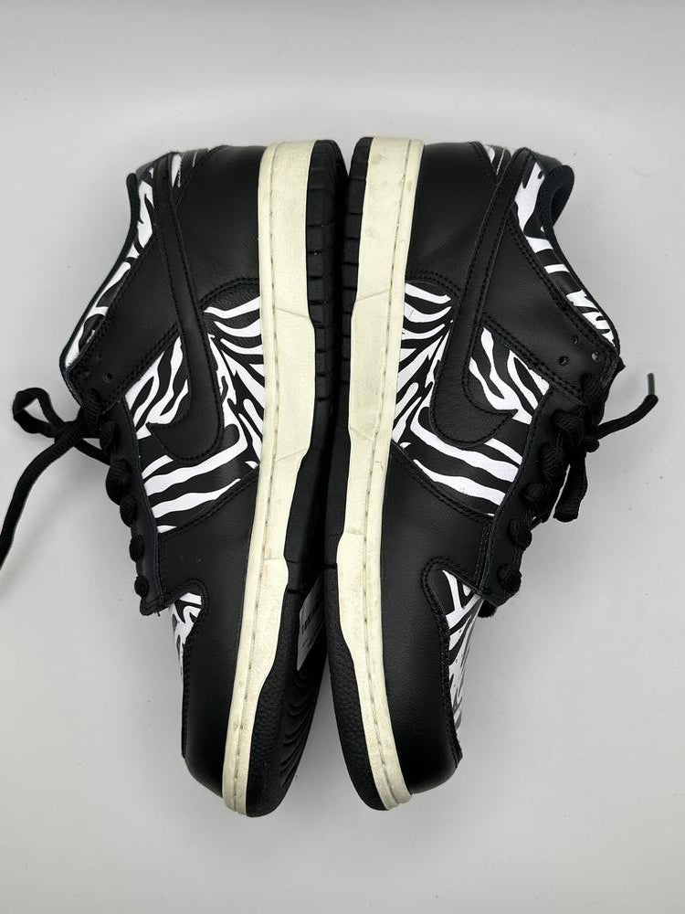 Nike SB Dunk Low OG QS Quartersnacks Zebra